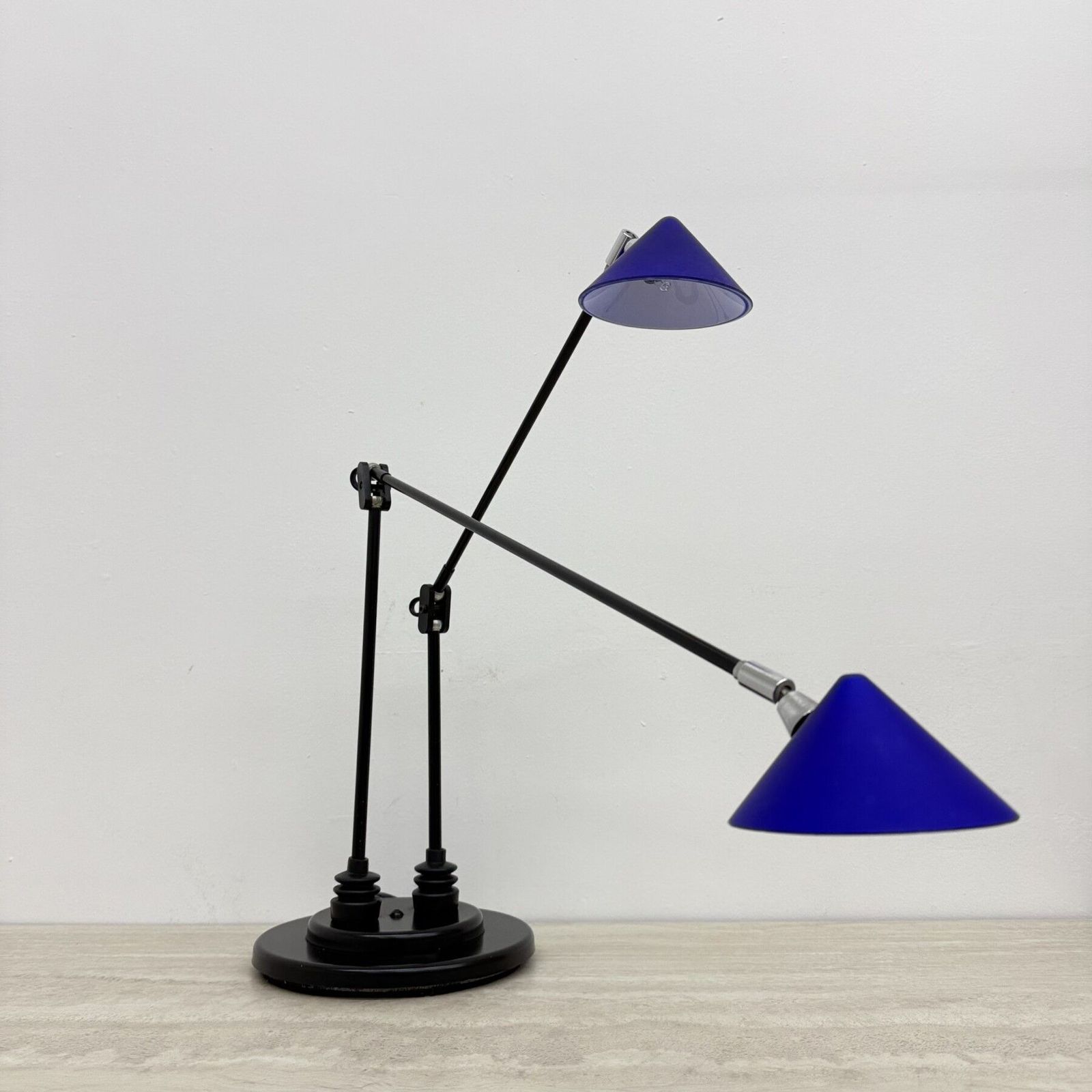 Dutch Design Pola Amstelveen Tafellamp, Minimalistisch Design, Jaren 1980 photo Verlichting
