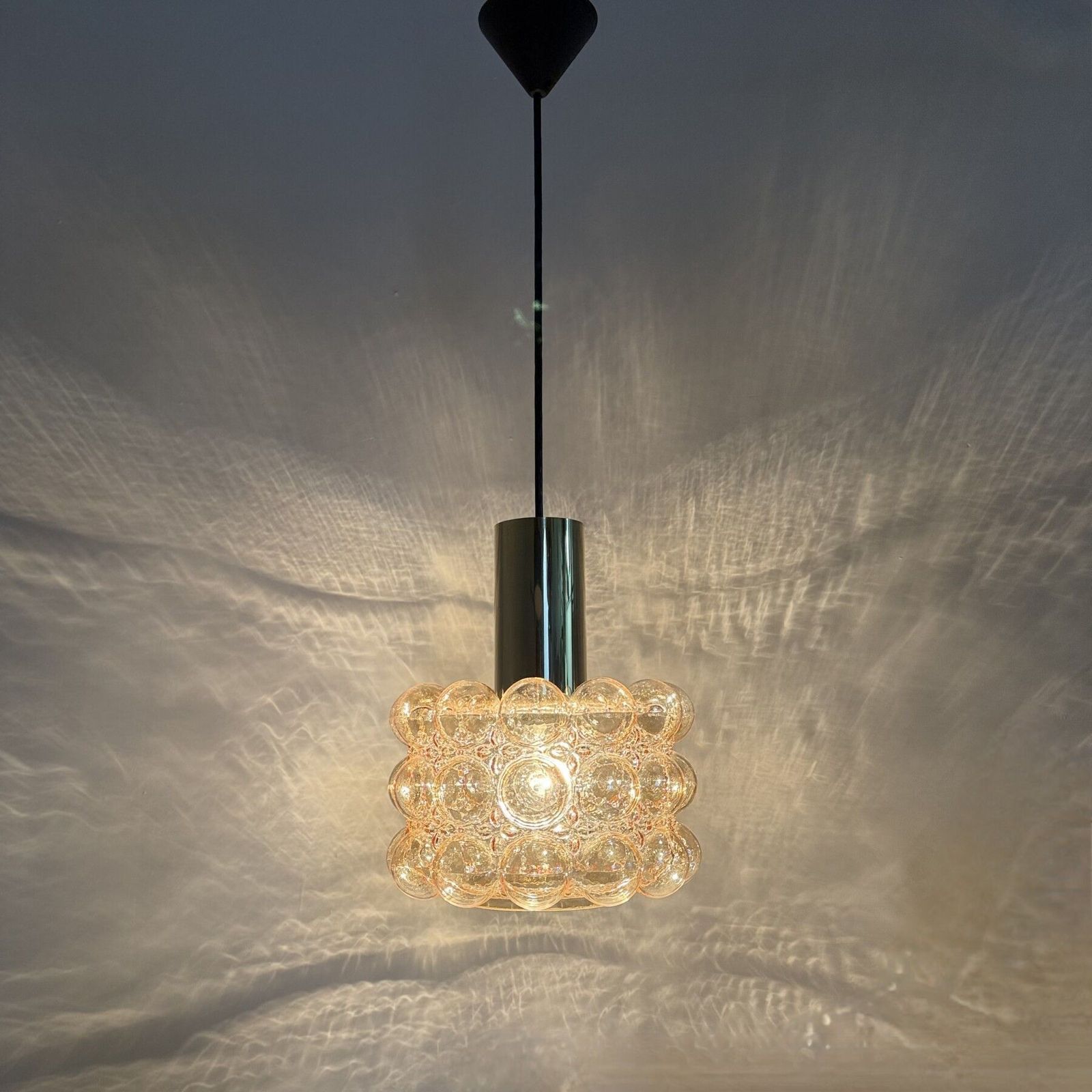 Mid Century Helena Tynell Grote Bubble Hanglamp, Jaren 1970 photo Verlichting