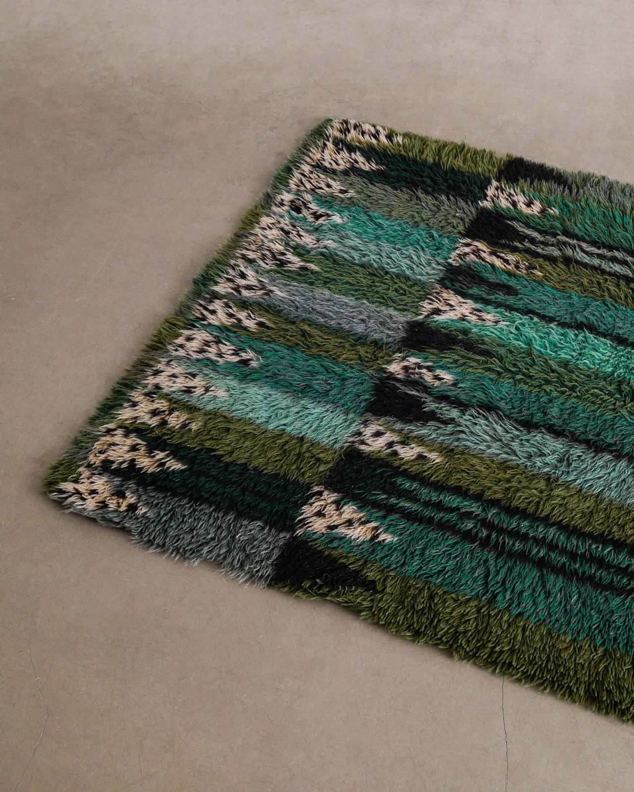 Decorative Swedish Mid Century Green Woven Wool Pine Rug By Marianne Richter, 1960s photo for sale