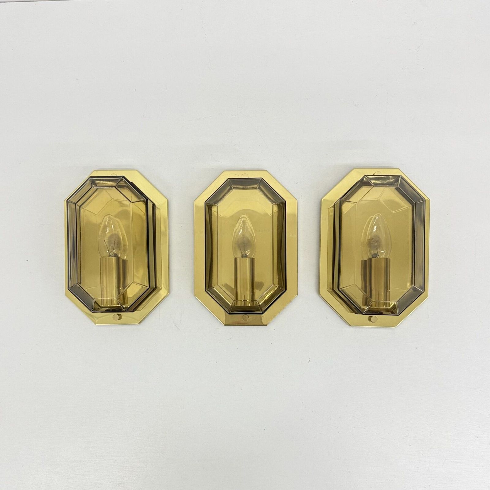 Set Van 3 Limburg Glashütte Rookglazen En Messing Wandlampen, Jaren 1970