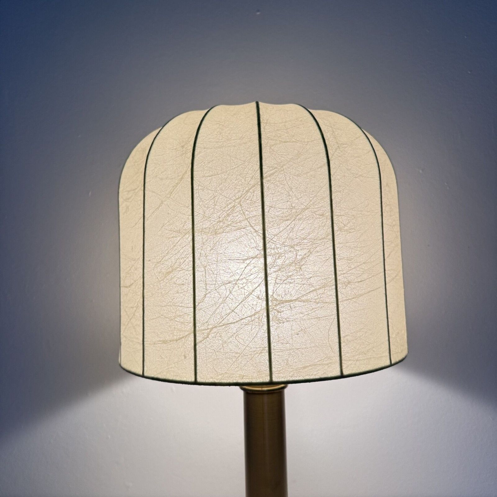 Verlichting Mid Century Design Cocon Tafellamp, Jaren 1970 photo