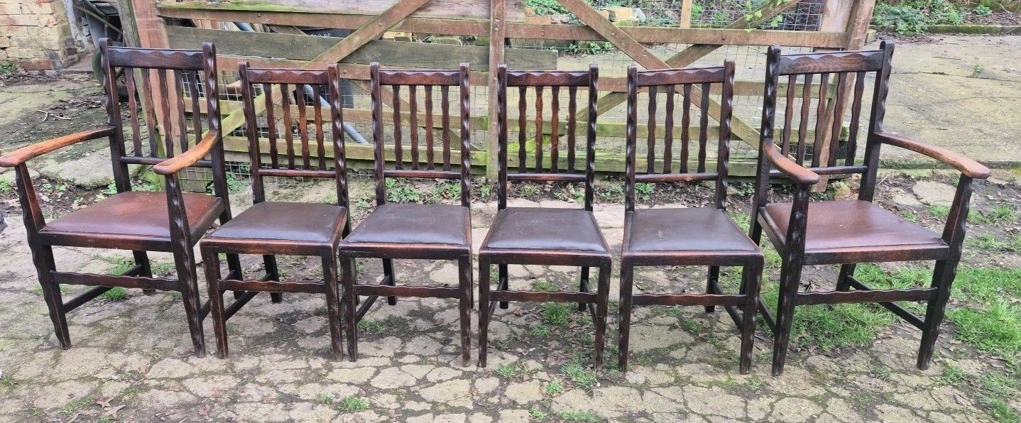 Set Of 6 Antique Oak Dining Chairs Including 2 Carvers