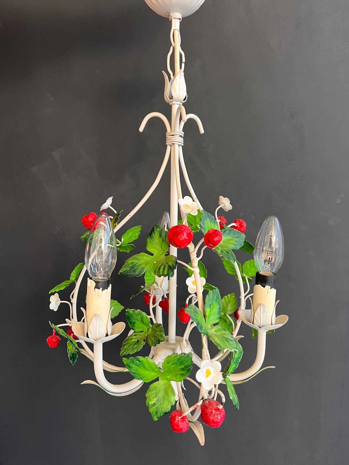 photo vintage Vintage Italian Toleware Strawberry Chandelier   1950s Florentine Floral Light