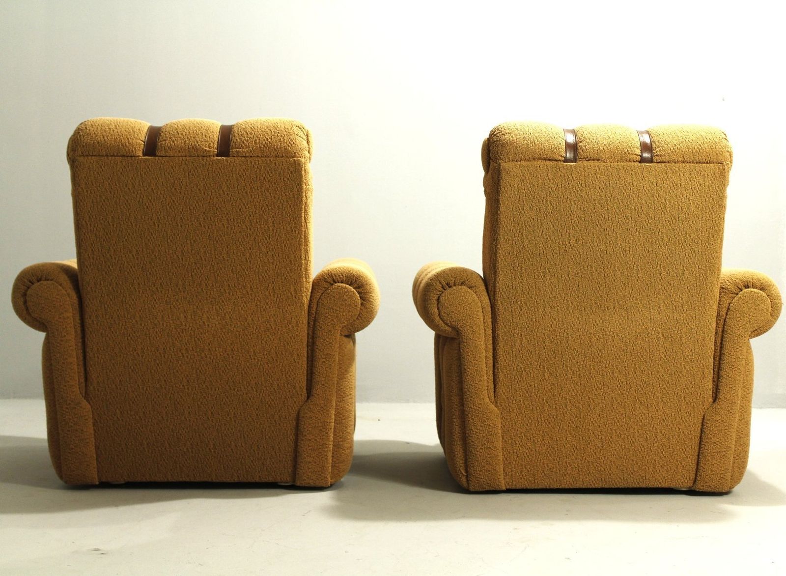 Vintage Armchairs From Hikor Písek, 1970s, Set Of 2 photo for sale