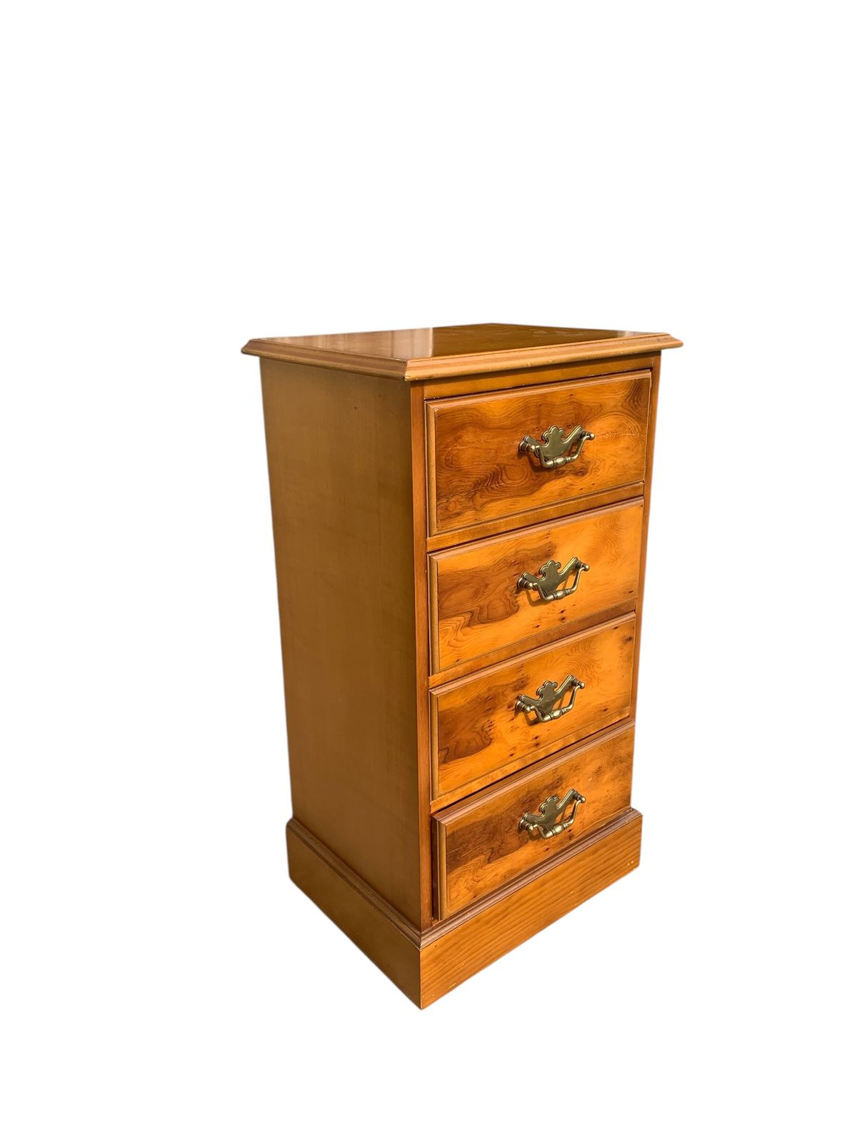 photo furniture Vintage Georgian Style Yew Chest Of Drawers