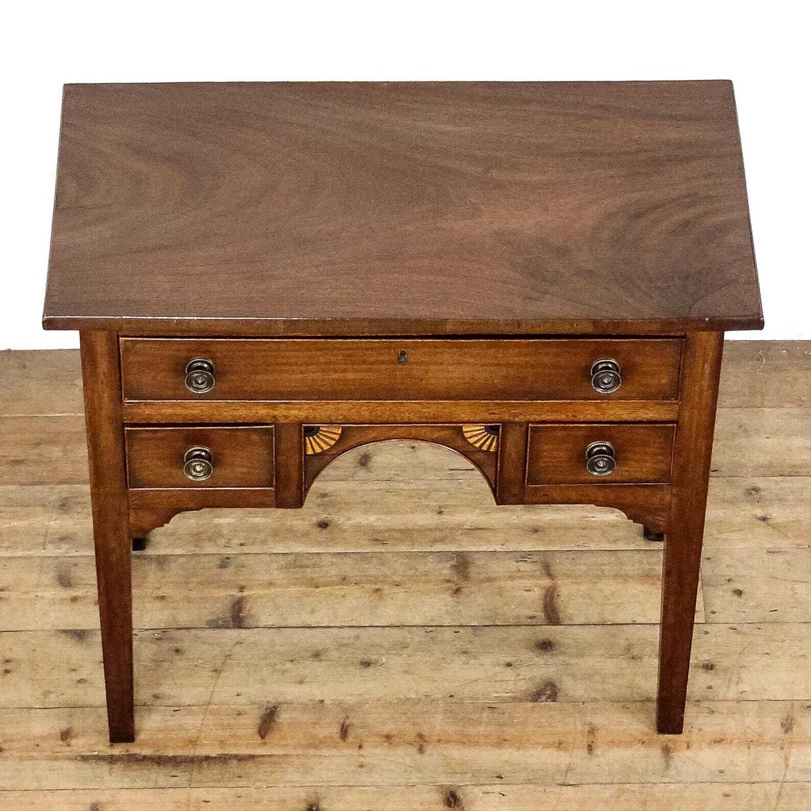 Antique Welsh Oak Lowboy Side Table | Antique Tables | Antique Furniture | Antique Side Table (M 6588) photo for sale