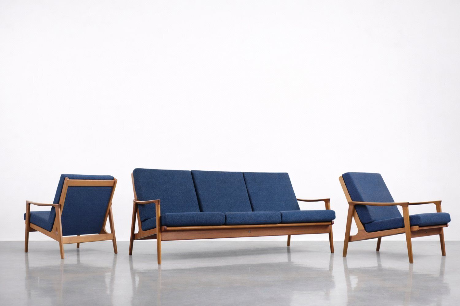 Vintage Australian Teak Sofa And Chairs From Parker Furniture, 1950s, Set Of 3 photo 12522.0