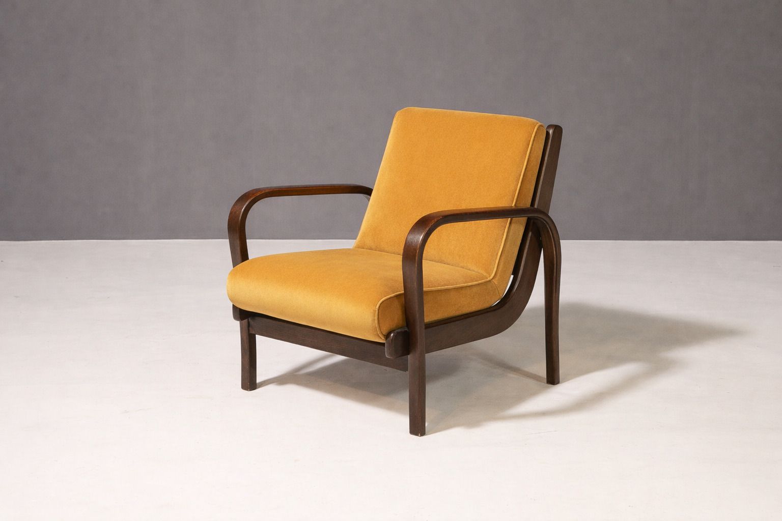 Koželka & Kropáček Armchair, 1940s, Silver Medal – Milan Triennale 1946, Restored Bentwood Frame photo buy