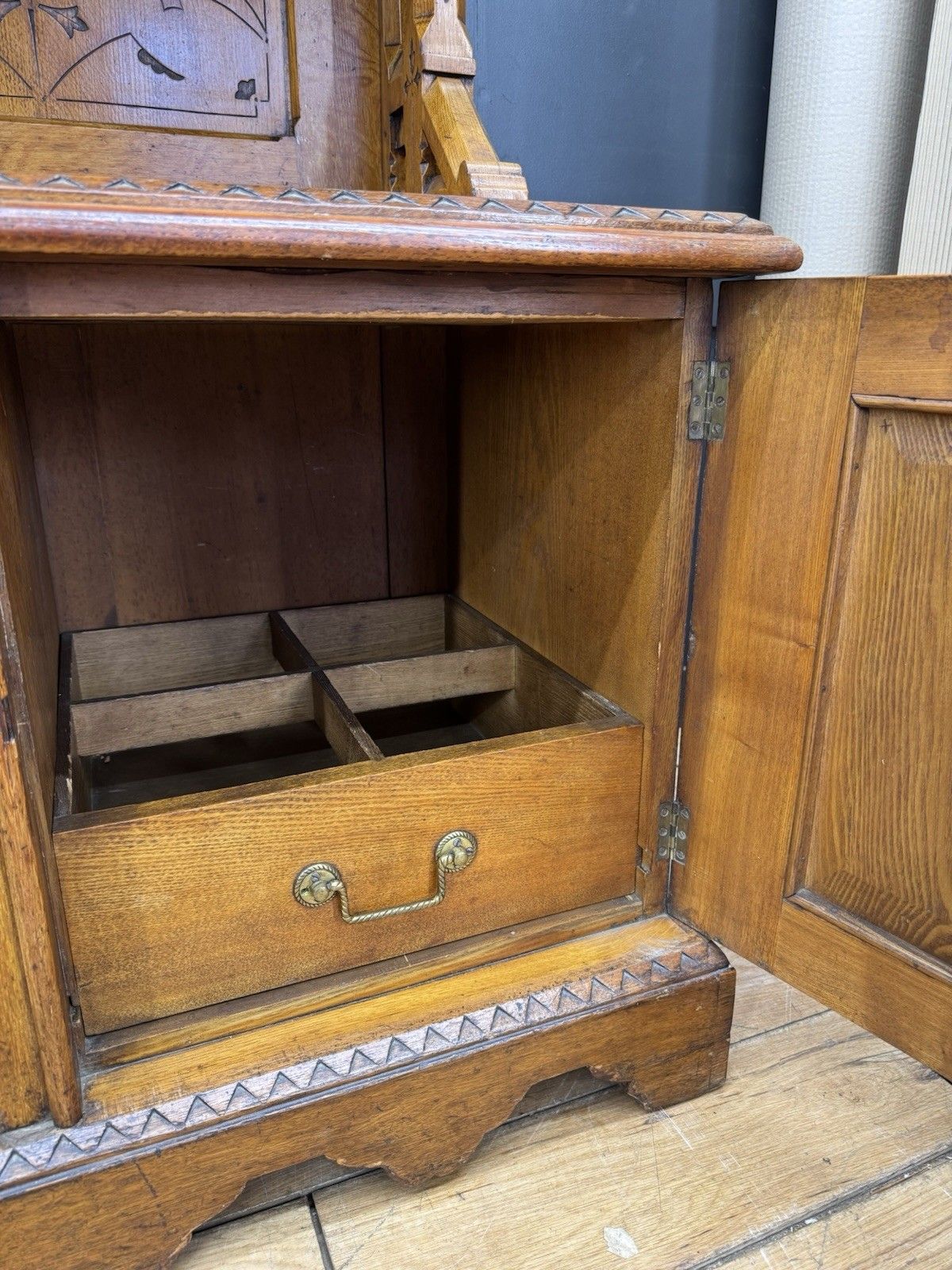 Antique Oak Buffet Sideboard Cabinet / Cupboard Gothic /Aesthetic Movement photo furniture