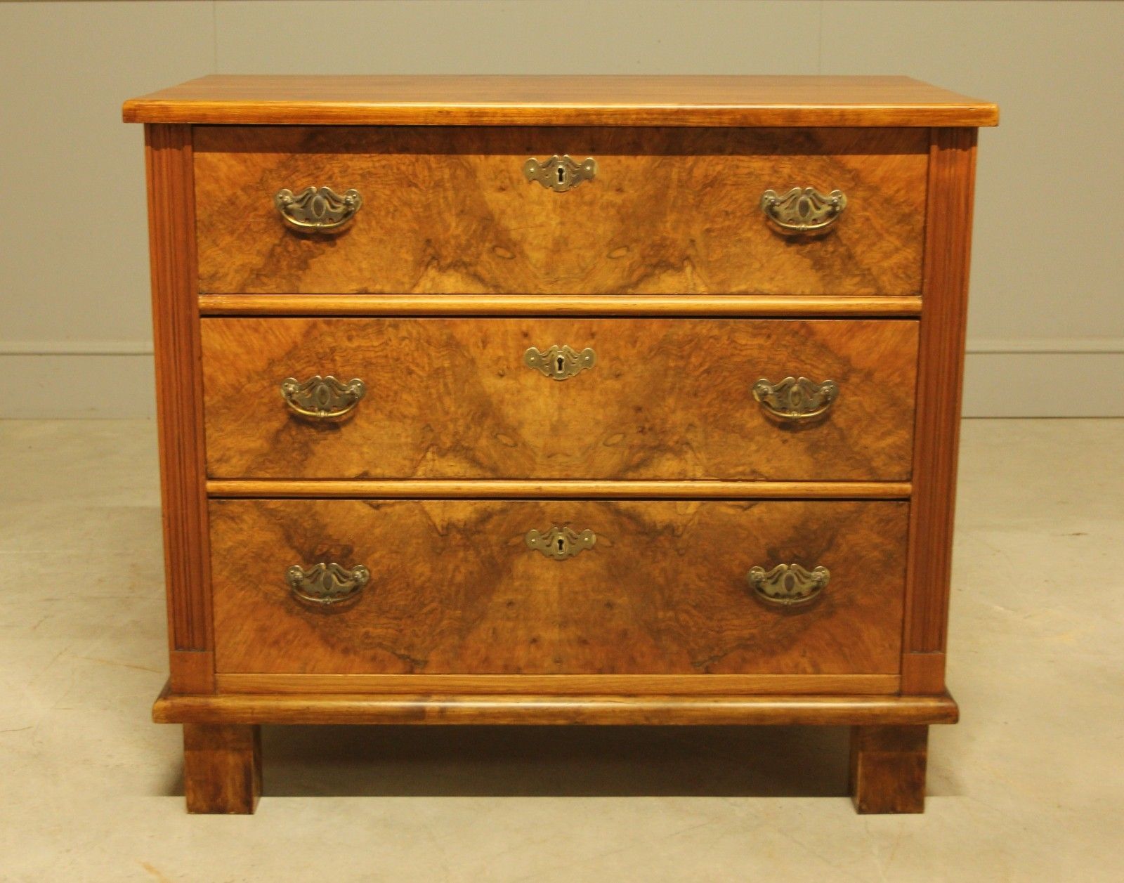 A Fine Early 20th‑Century Swedish Burr Walnut Chest Of Drawers
