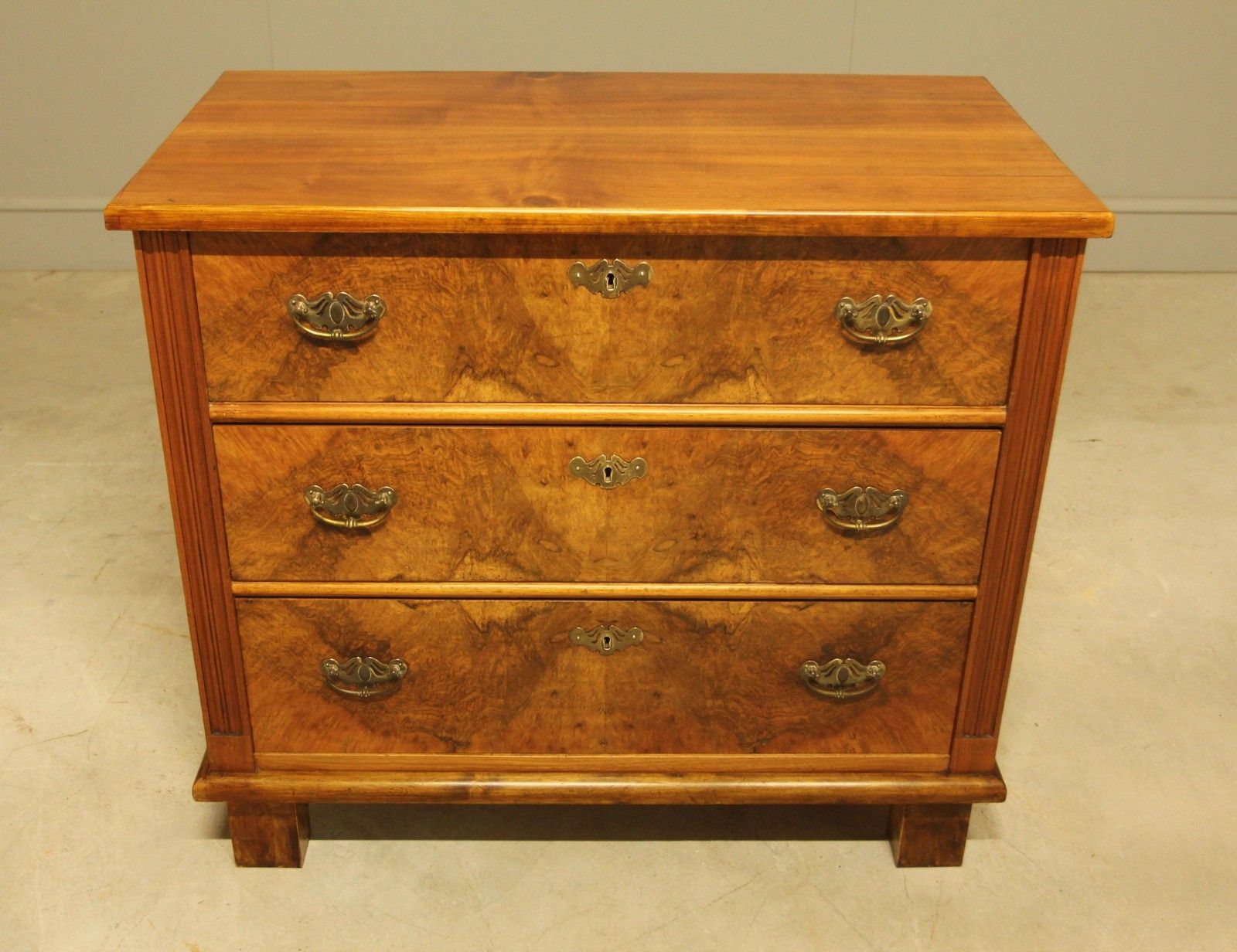 A Fine Early 20th‑Century Swedish Burr Walnut Chest Of Drawers photo furniture