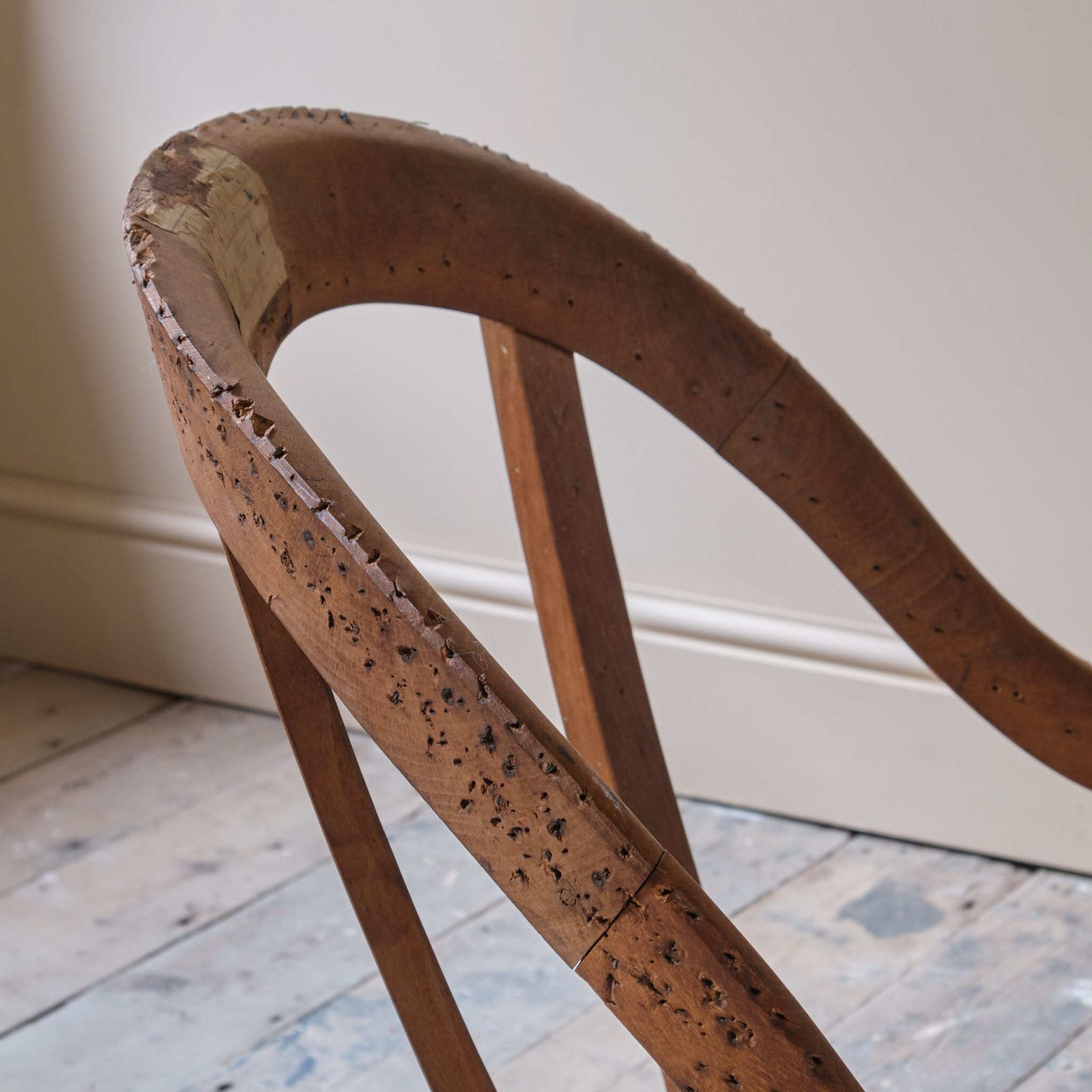 995.0 Mid 19th Century Chaise Longue Frame C1860 photo