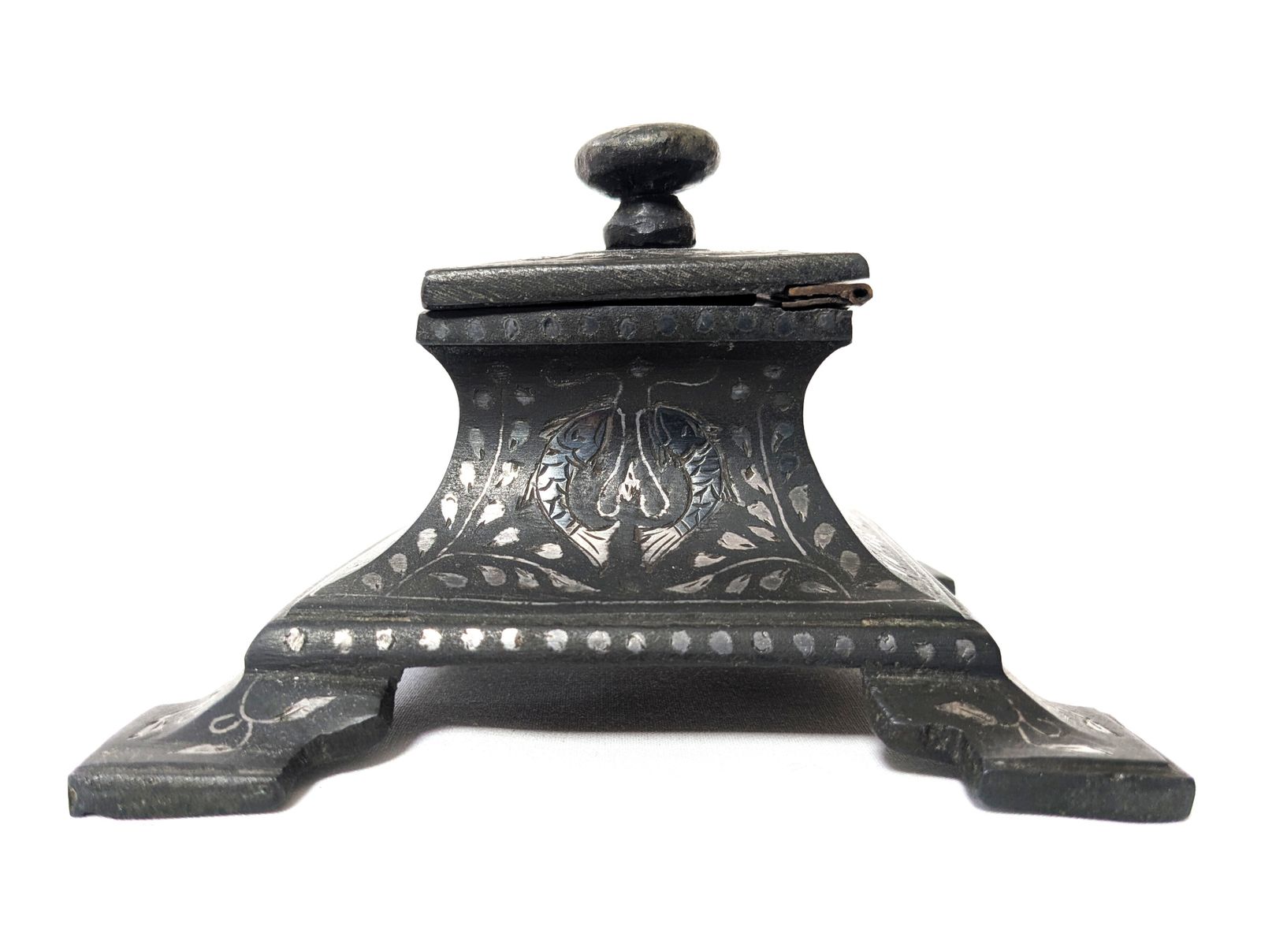 Antique Indian Lucknow Bidriware Sterling Silver Inlaid Decorated Inkwell photo for sale