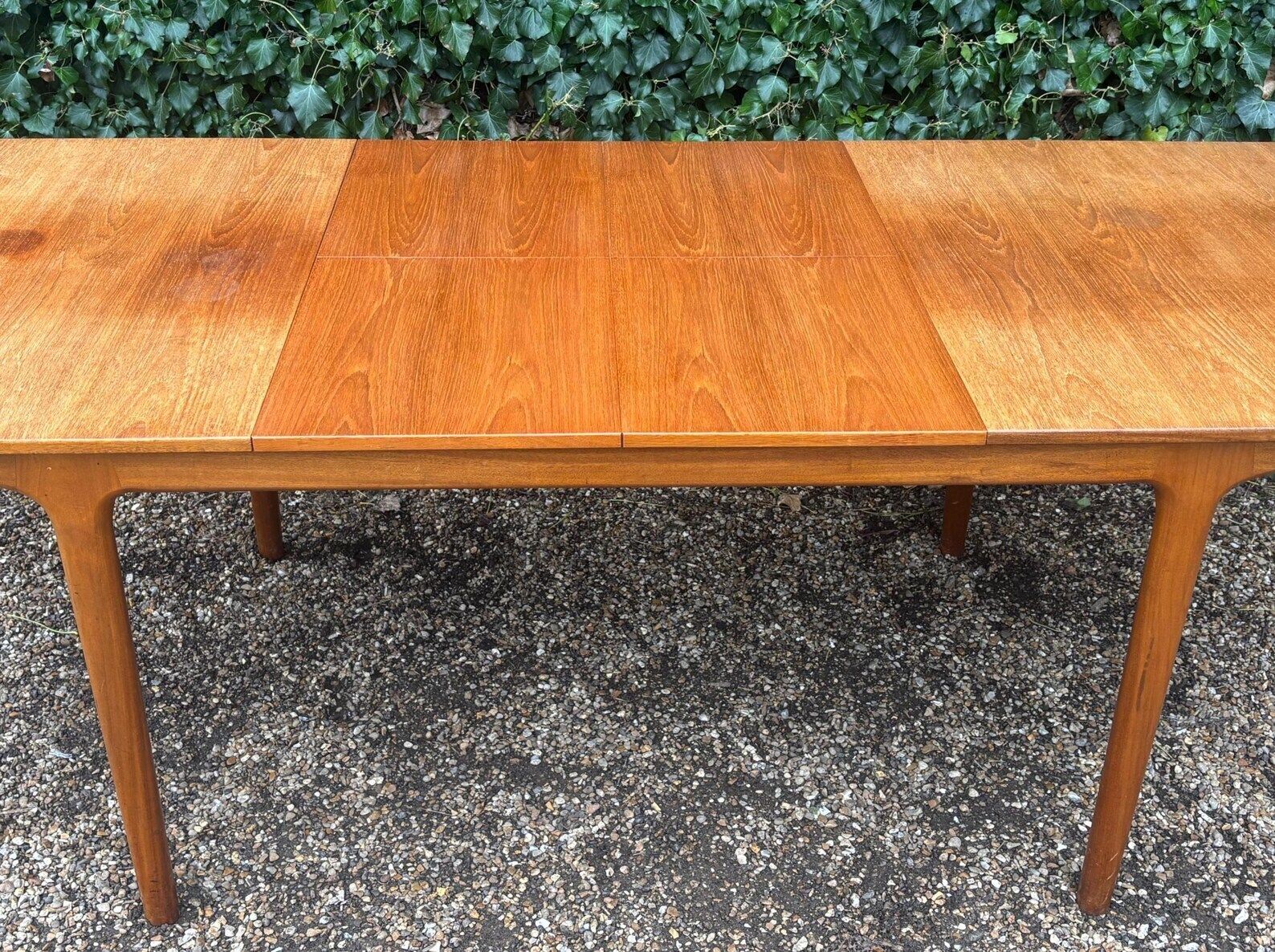 photo vinterior Vintage 1960’s McIntosh Of Kirkcaldy T3 Double Extending Dining Table