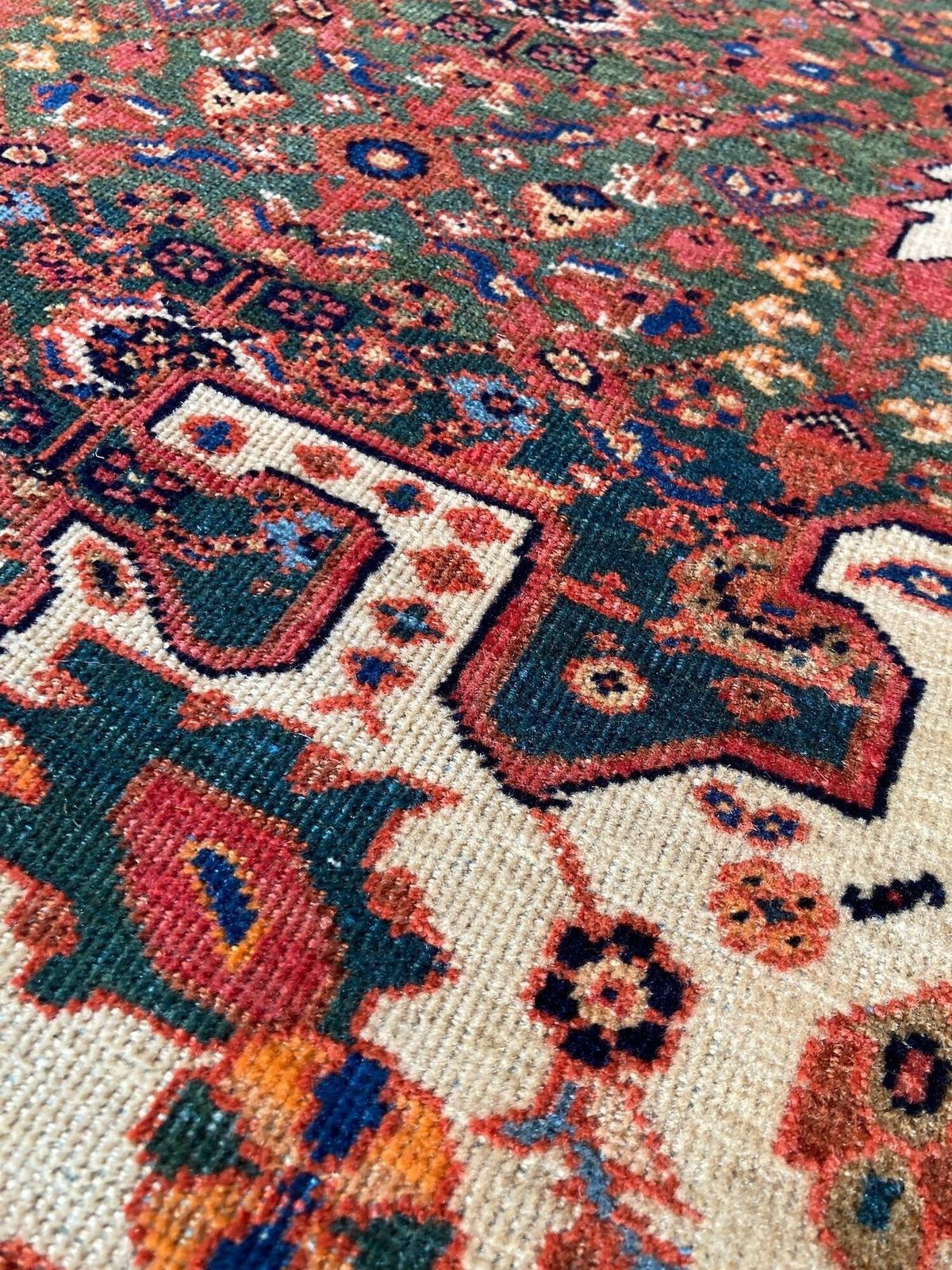photo furniture Antique Mahal Rug 2.08m X 1.32m