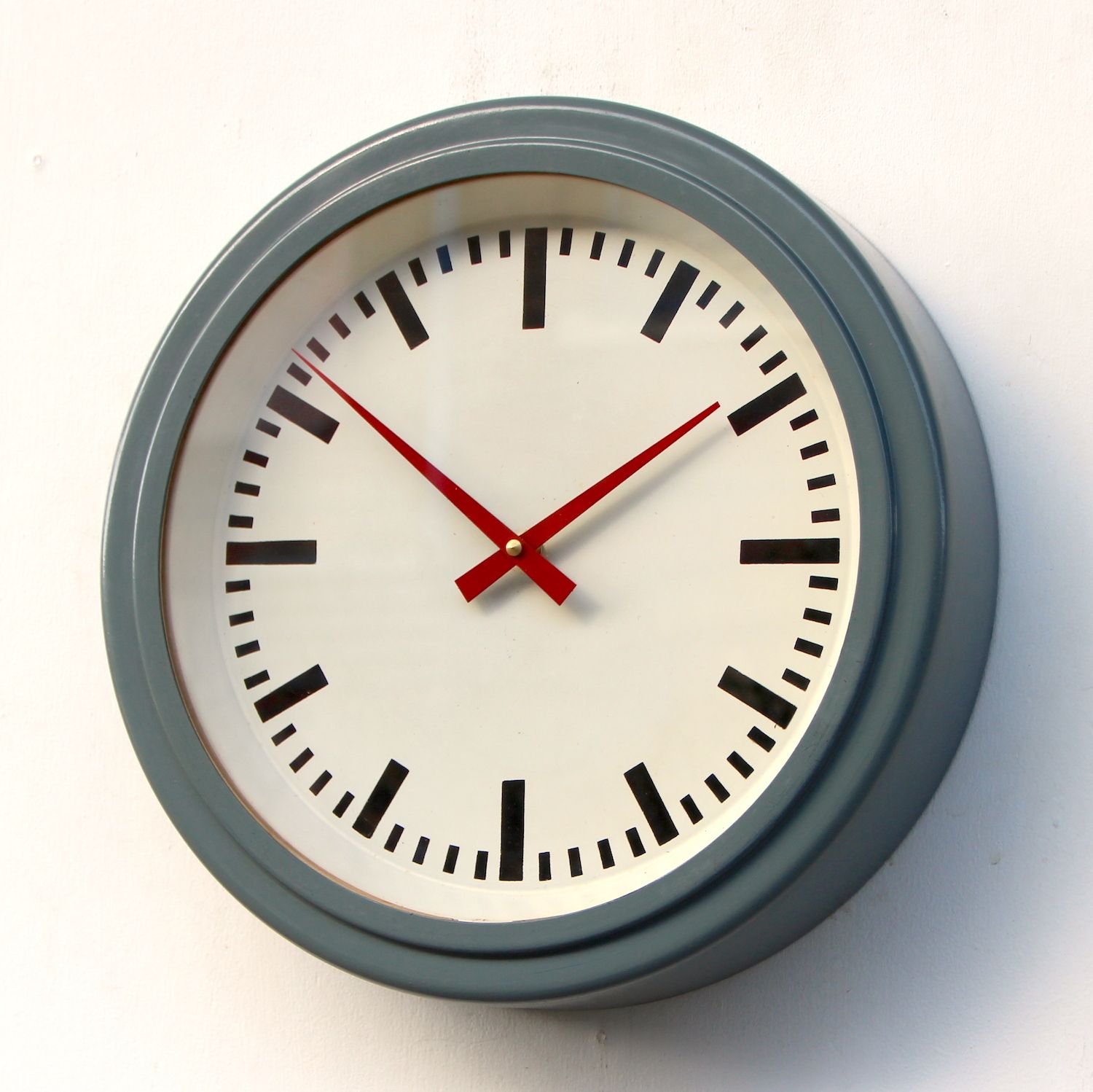 1960s West German Vintage Factory Wall Clock. Fully Guaranteed. London Timepiece. photo furniture