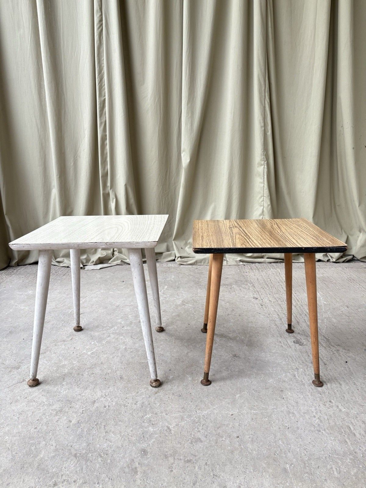 Vtg Mid Century Set Of 2 Side Coffee Bedside Tables Scandi Danish Retro R1089 photo Furniture