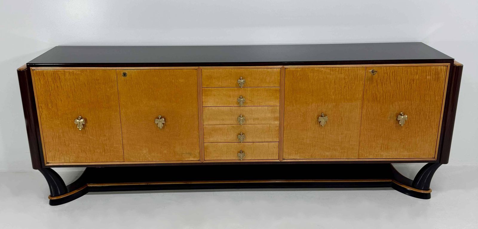 Italian Art Deco Sideboard Attributed To Osvaldo Borsani In Maple, Late 1940s photo furniture