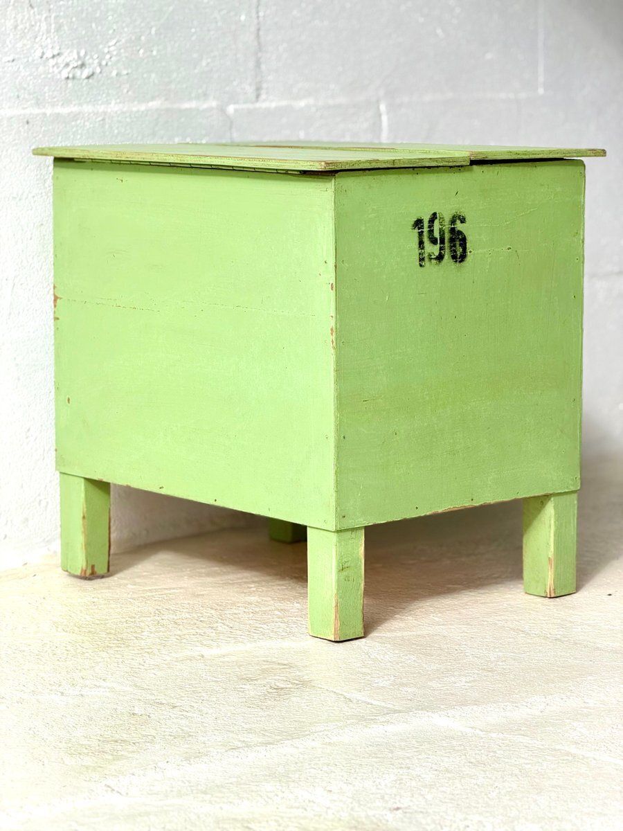 Industriële Opbergtafel, 1960 photo furniture