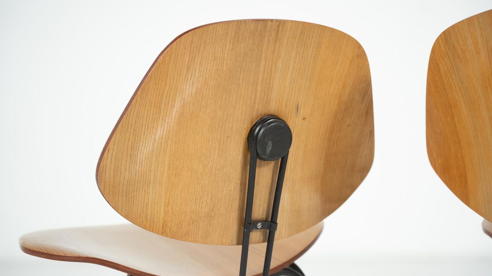 Mid Century Modern P31 Chairs By Osvaldo Borsani, Tecno, 1950s photo for sale