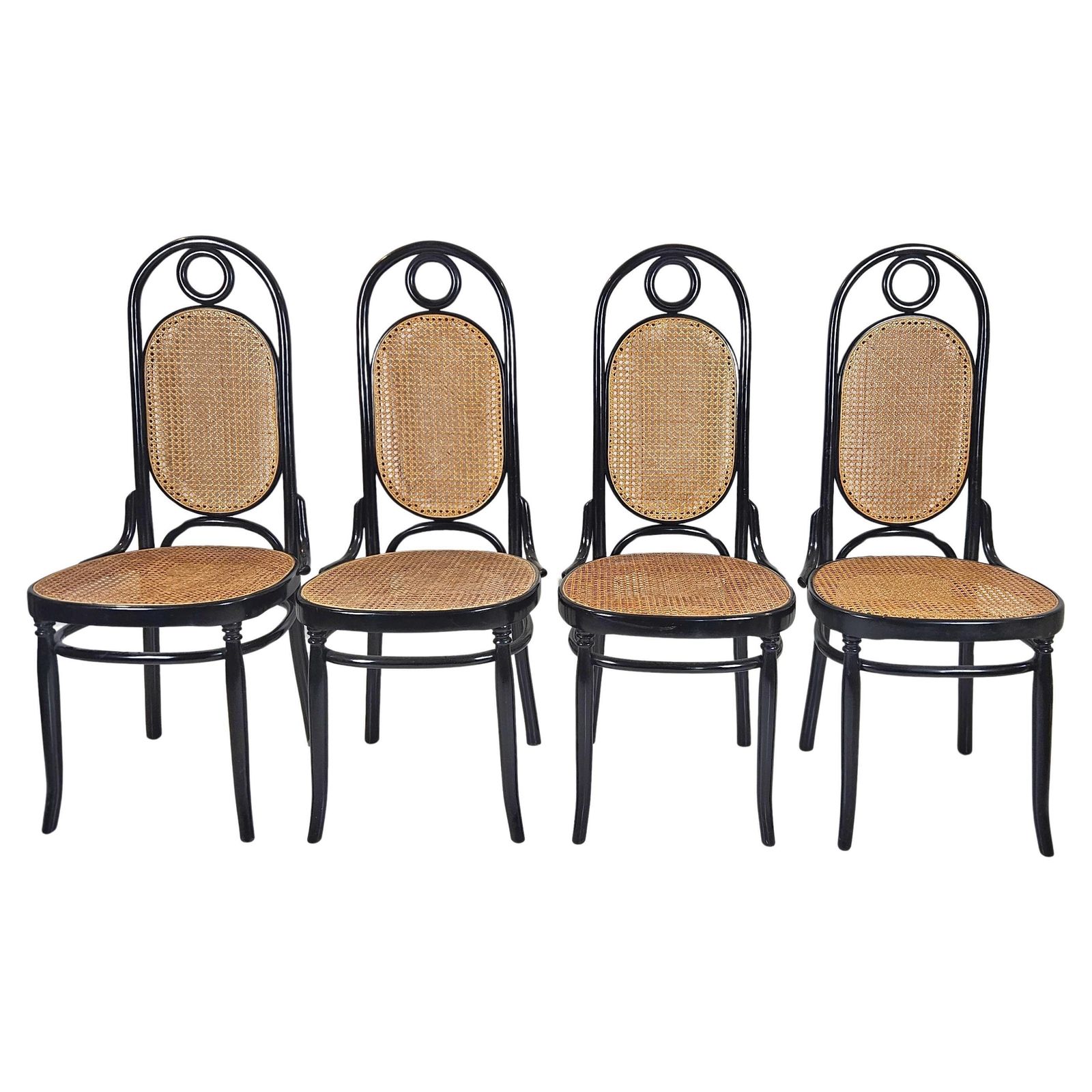 Set Of Four Thonet Model 17 Bentwood Dining Chairs, Art Nouveau