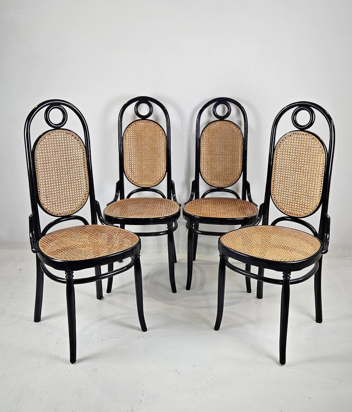Set Of Four Thonet Model 17 Bentwood Dining Chairs, Art Nouveau photo for sale