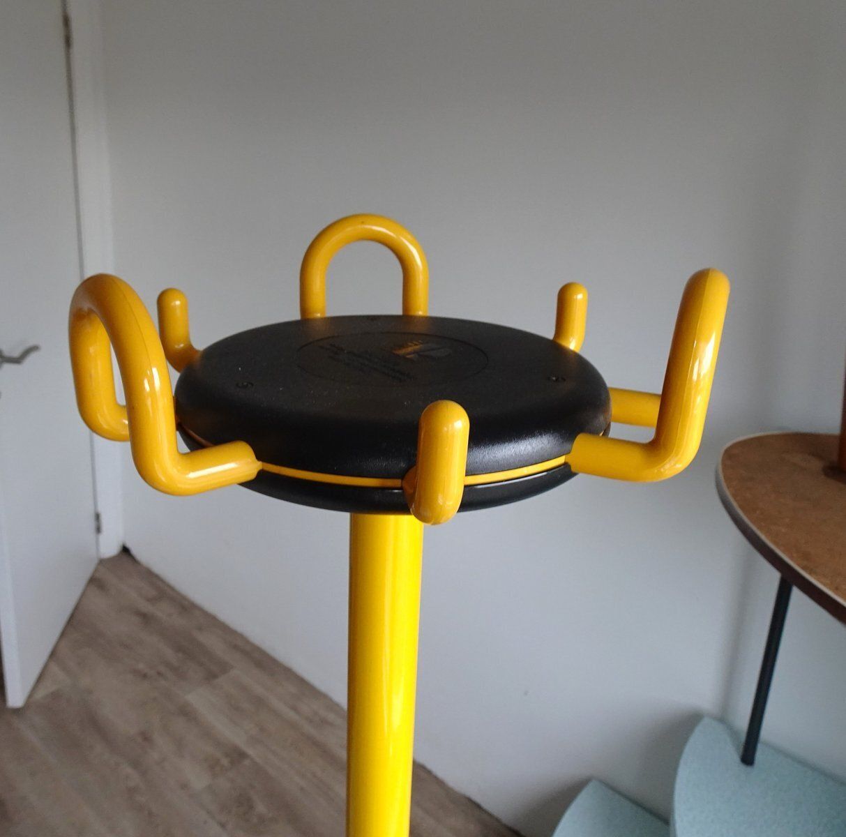 999 Aiuto Coat Rack By Barbieri & Marianelli For Rexite, Italy, 1980s photo 459.0