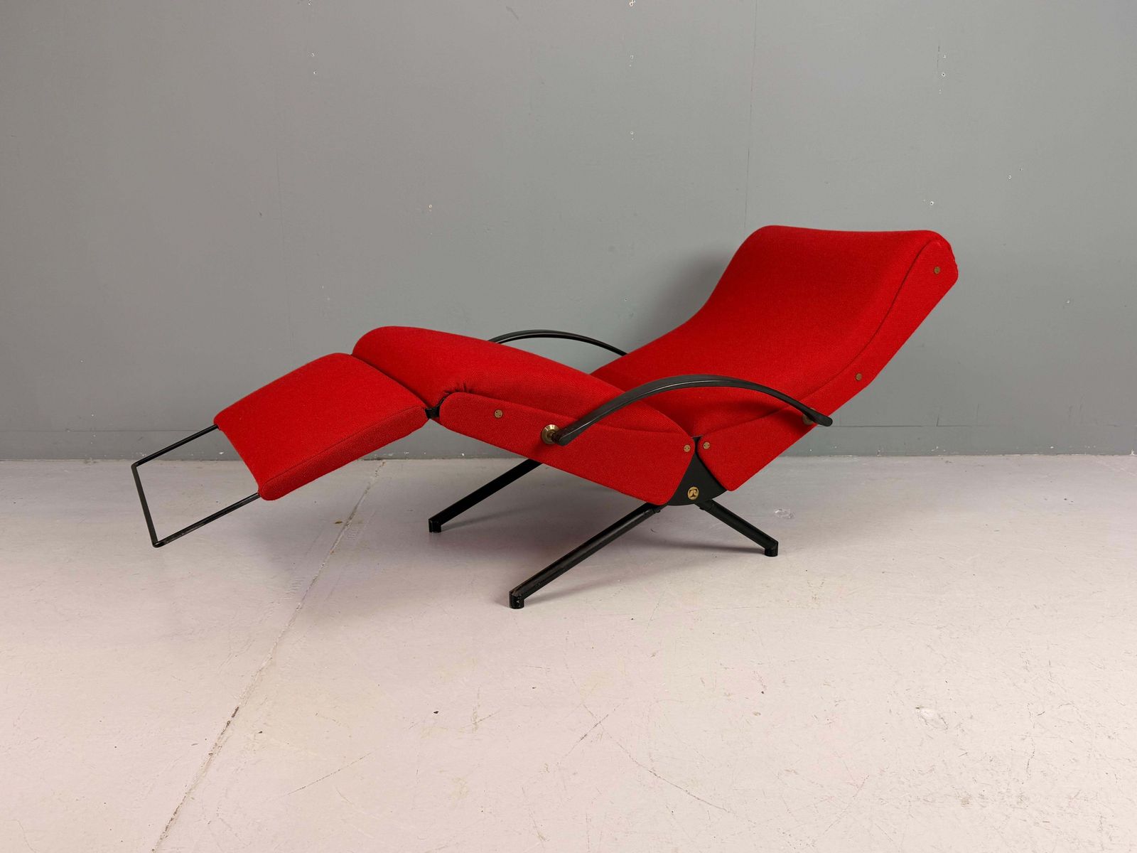 Osvaldo Borsani Red "P40" Lounge Chair For Tecno, 1950 Italy photo furniture