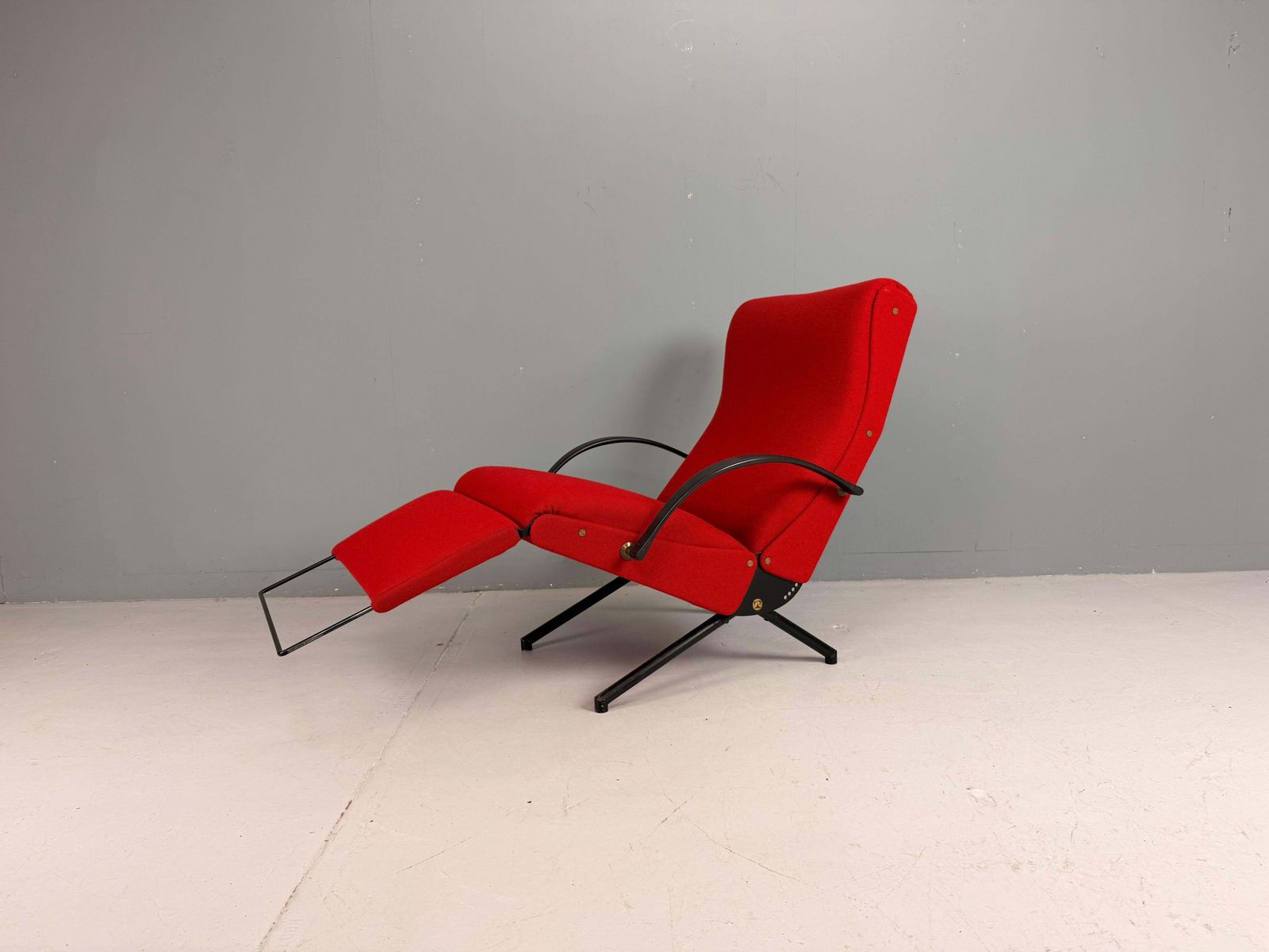 Osvaldo Borsani Red "P40" Lounge Chair For Tecno, 1950 Italy photo Furniture