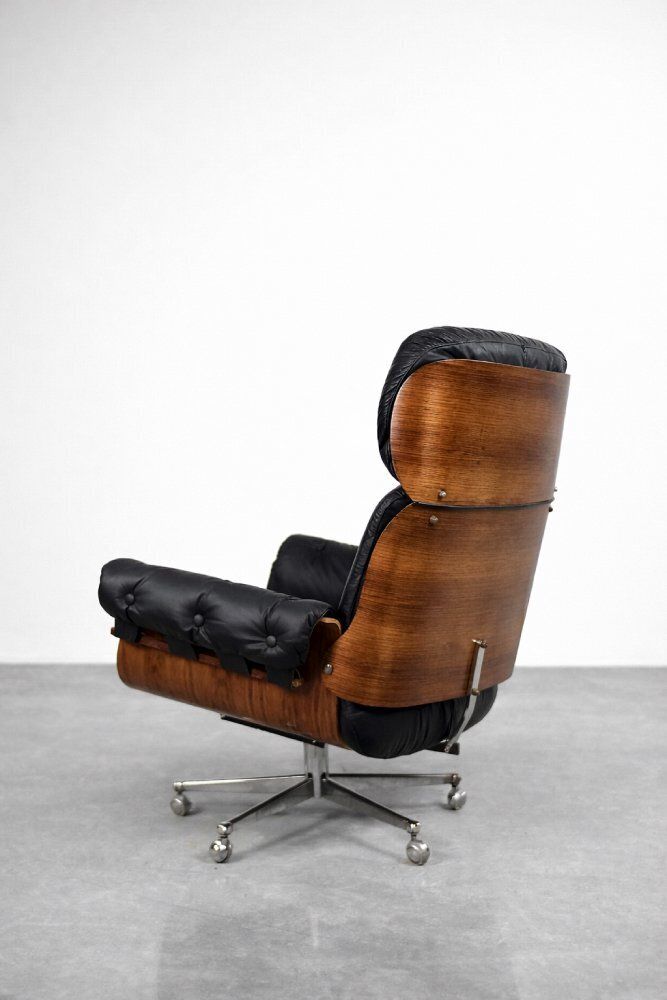 photo buy Mid Century Modern Zwitserse Leren En Bentwood Loungestoel Van Martin Stoll Voor Giroflex, Jaren 1960