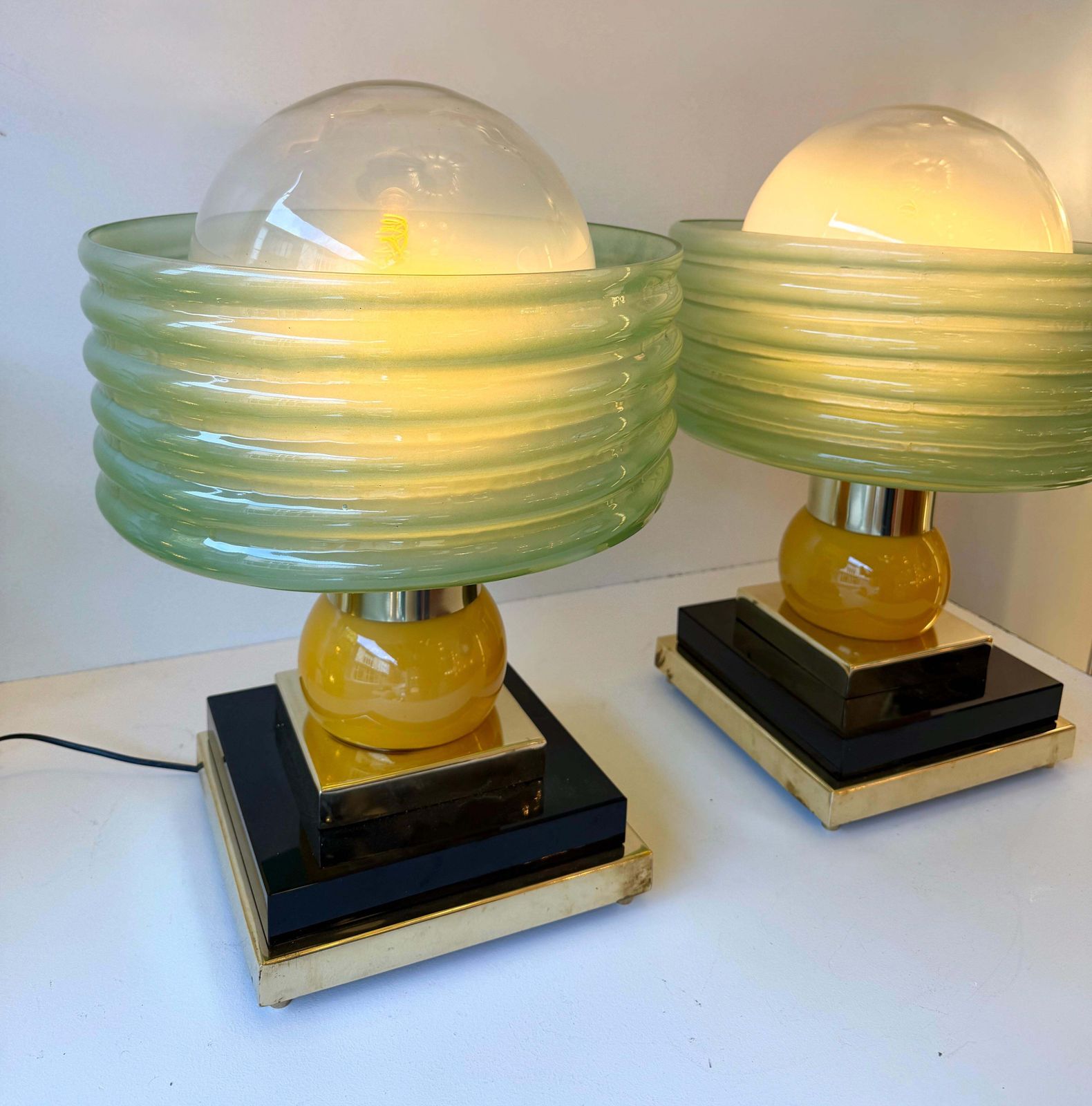 Contemporary Pair Of Brass And Green Murano Glass Wave Shades Lamps, Italy photo vinterior