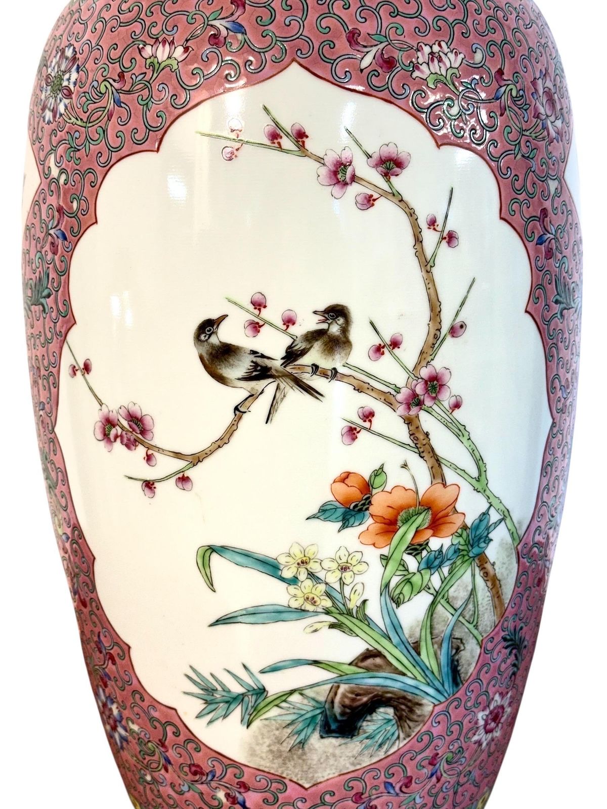 Large Chinese Famille Rose Porcelain Vase With Peacocks photo 1638.0