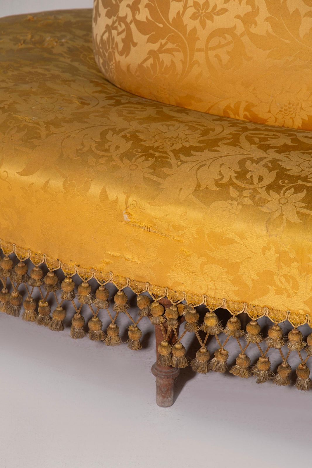 photo furniture Italian Art Deco Round Boudoir Sofa In Original Golden Satin Fabric With Tassels
