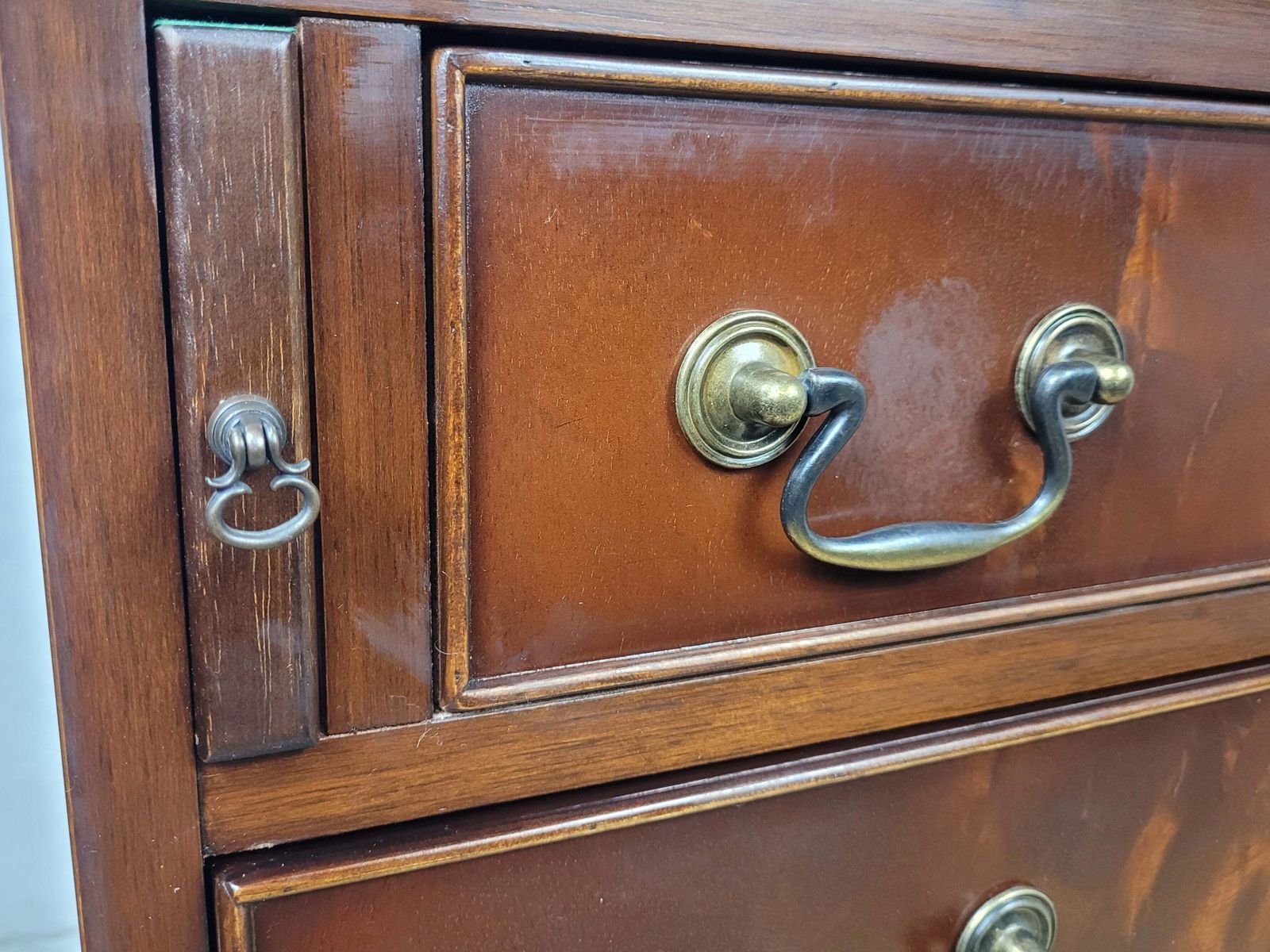 photo vintage Vintage Writing Desk Bureau Key Lockable Drawers Leather 1950
