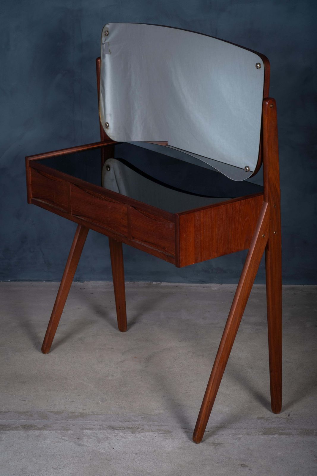 Vintage Danish Dressing Table From ølholm Møbelfabrik, 1960s photo vinterior