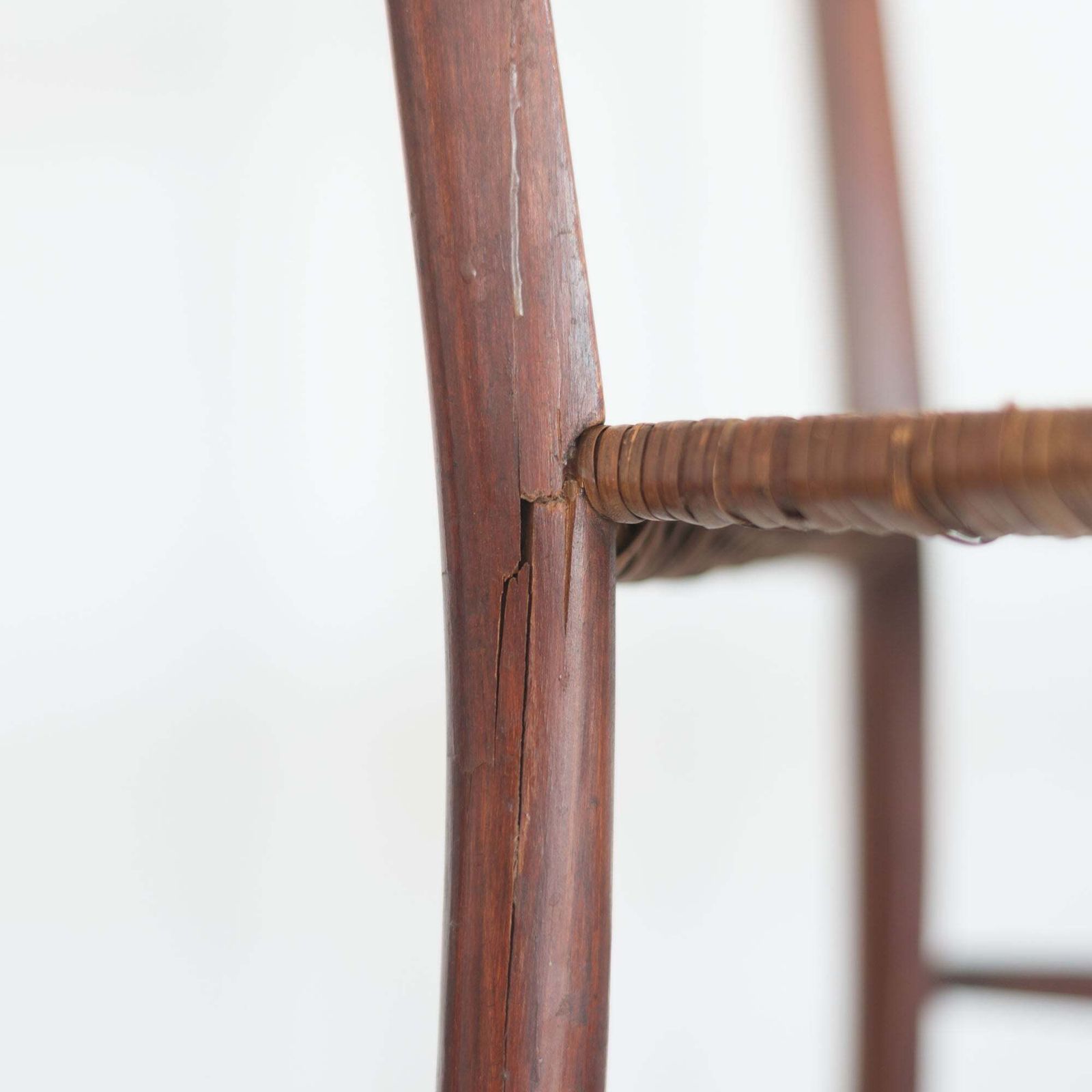 621.0 Campanino Chiavari Stoelen Van Fratelli Levaggi, Ca. 1950 photo
