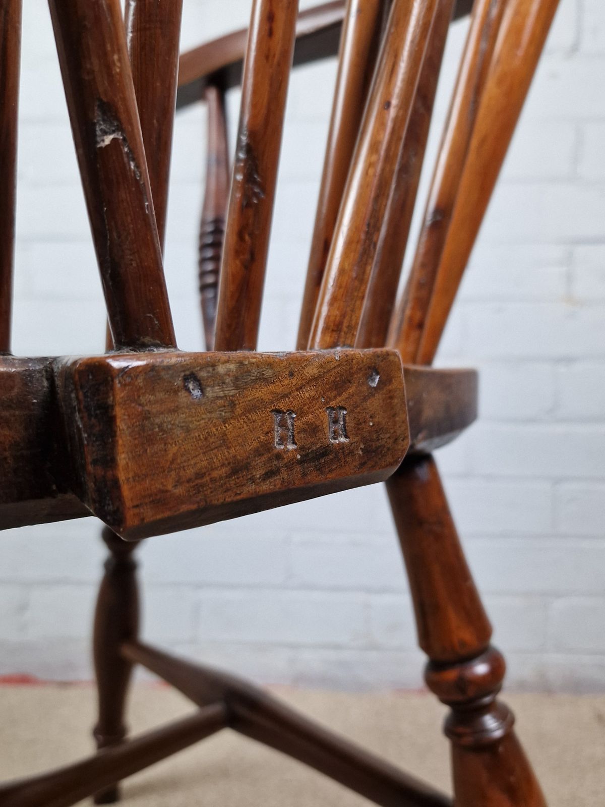 500.0 Antique Windsor Chair   19th Century Thames Valley Region photo