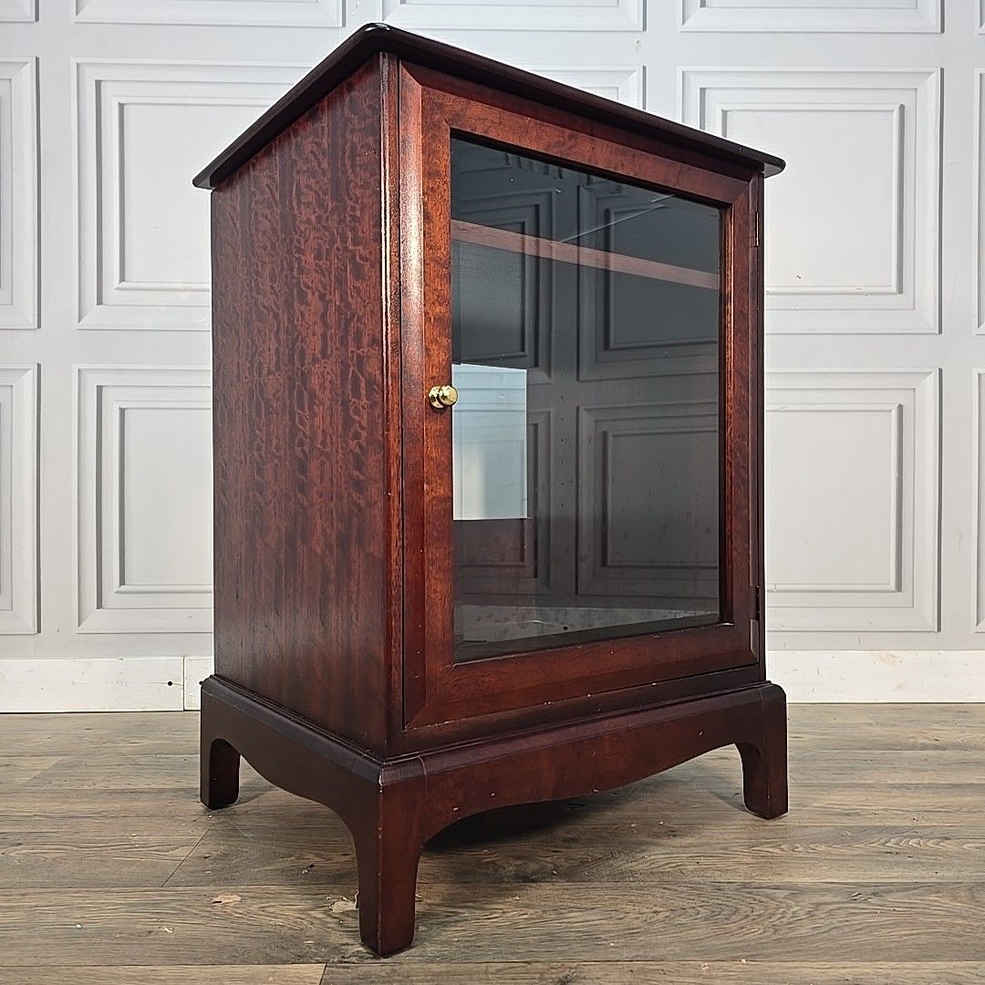 Stag Minstrel Media Cabinet Hifi Display Record Cupboard Vintage Retro Glass photo furniture