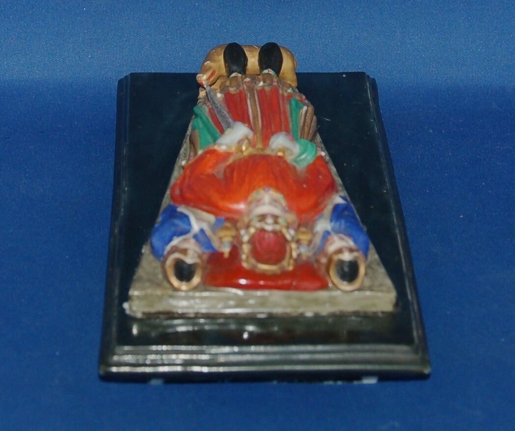 An Antique Chamberlain And Co Porcelain King John Tomb Effigy Inkwell Lid photo Home Decor