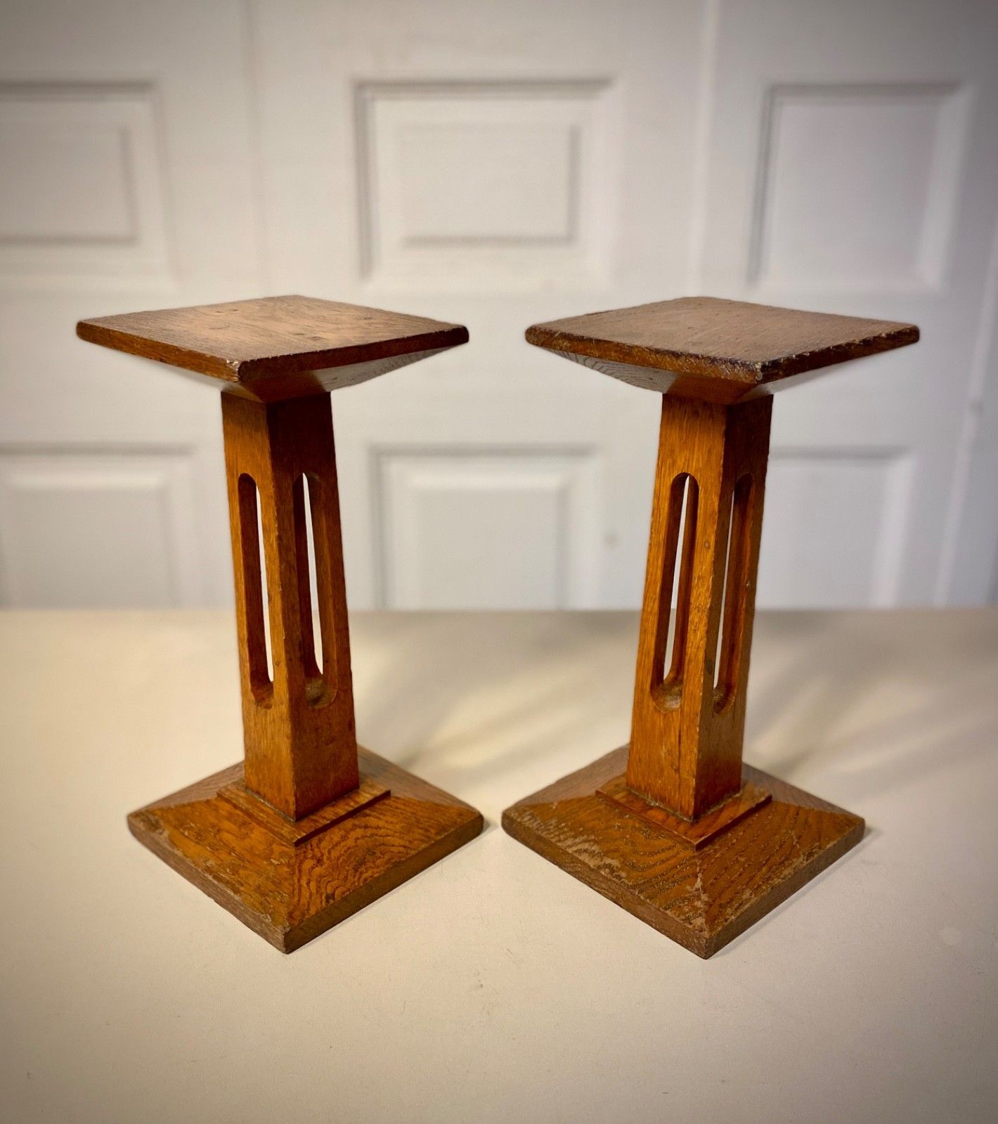 A Pair Of Antique Arts & Crafts English Oak Statue / Display Stands, Pedestal. photo 240.0