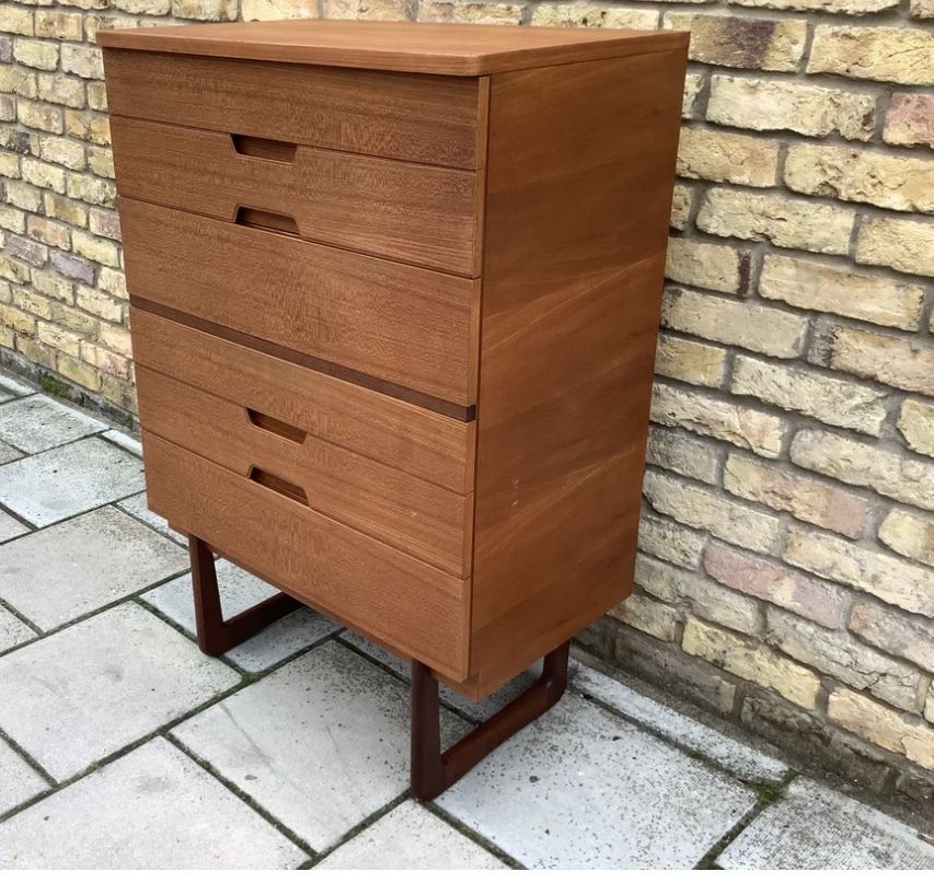 1960s Q Range Chest Of Drawers By Gunther Hoffstead photo for sale