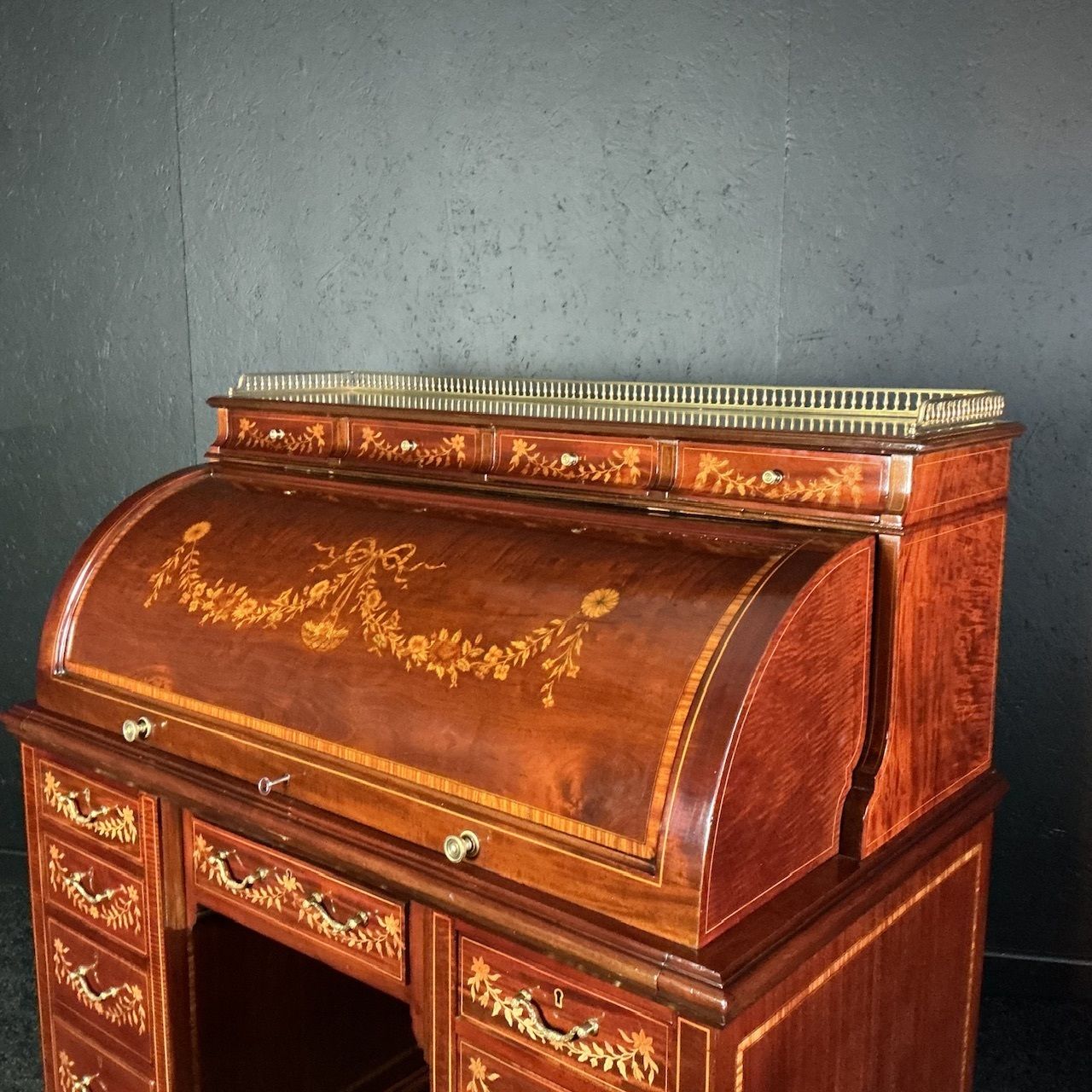 Edwardian Mahogany Ladies Desk photo buy