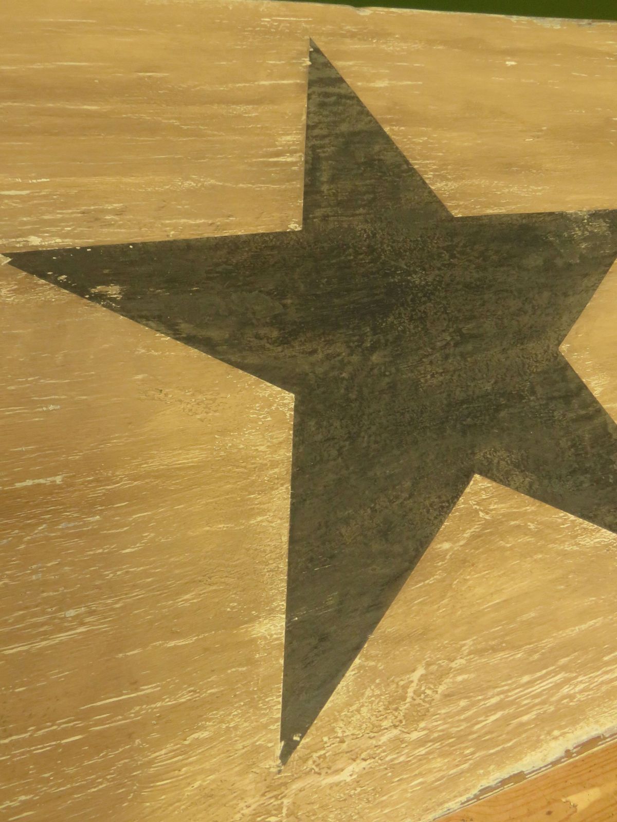 Folk Art Blanket Box With Barn Star Design photo vinterior