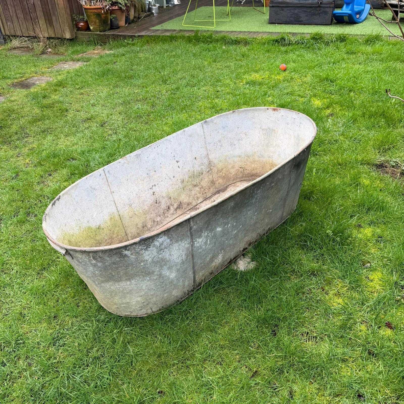 Vintage Galvanised Bath Planter Great Patina Not Watertight photo vinterior