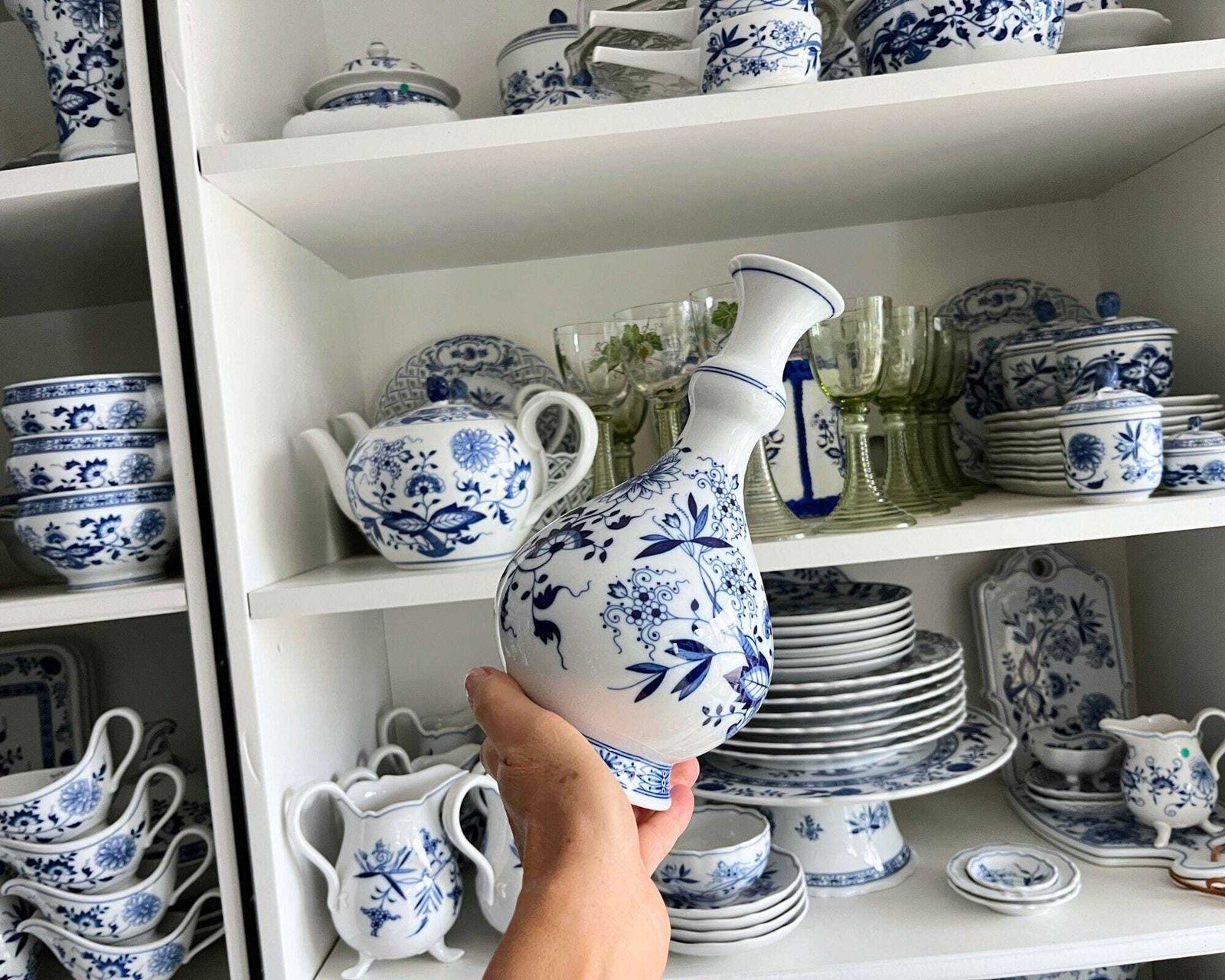 Blauw Uienmotief Tulpenvaas | 1 Stuk | Zwiebelmuster Porselein photo furniture
