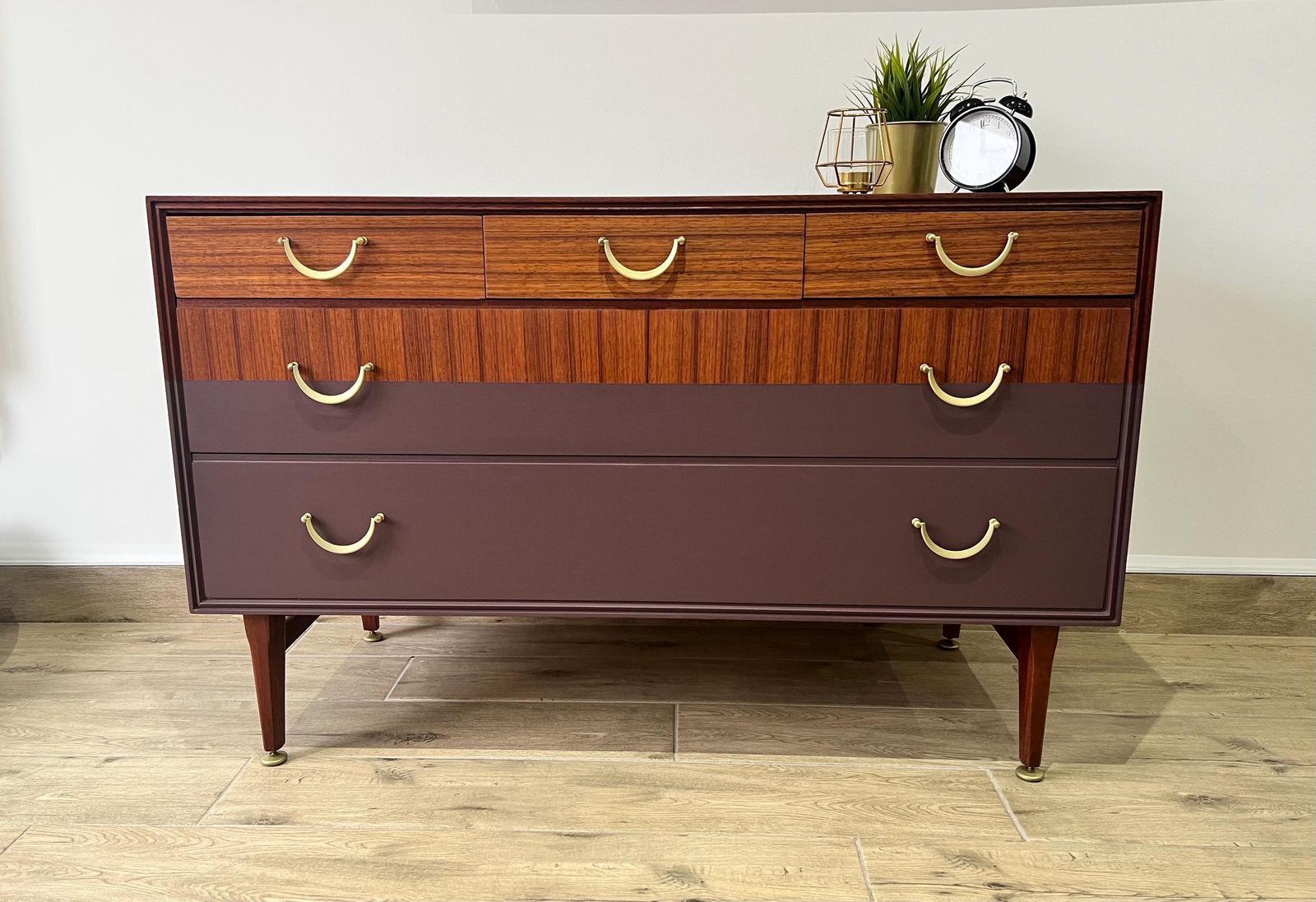 Meredew Mid Century Chest Of Drawers Tv Media Unit