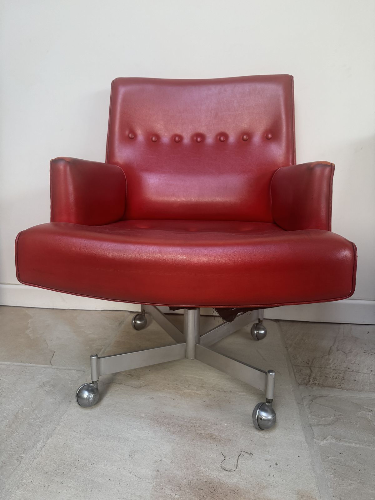 Retro Red Vinyl Swivel Lounge Chair