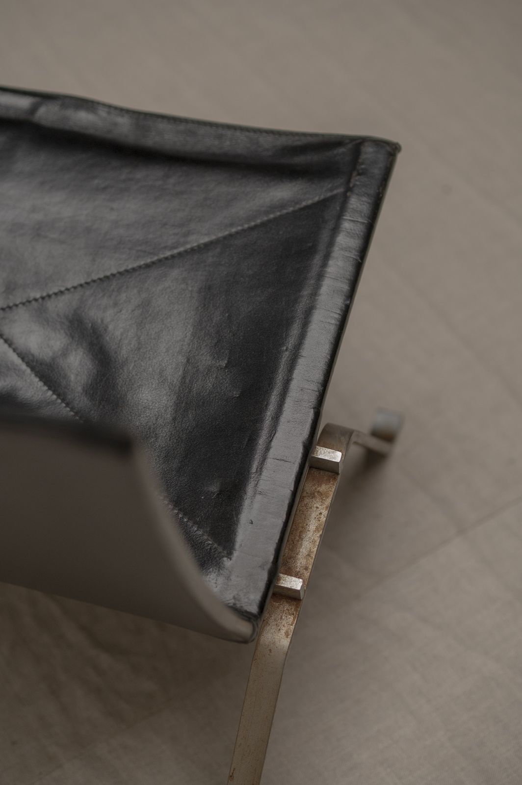 photo furniture Early Pk22 Lounge Chair By Poul Kjærholm For Fritz Hansen