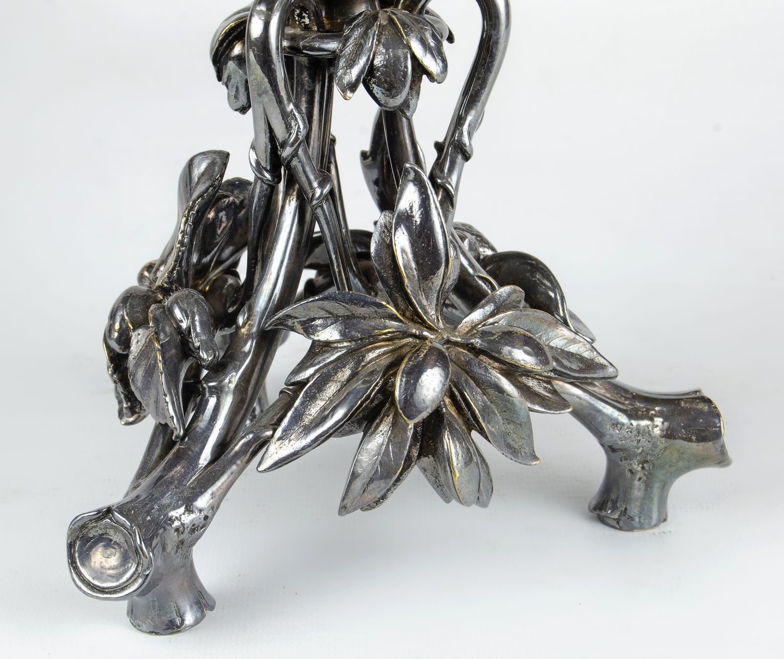 Pair Of Late 19th Century Silvered Epergnes/Centerpieces With Cut Glass Bowls And Tops By Christofle, France photo 4600.0
