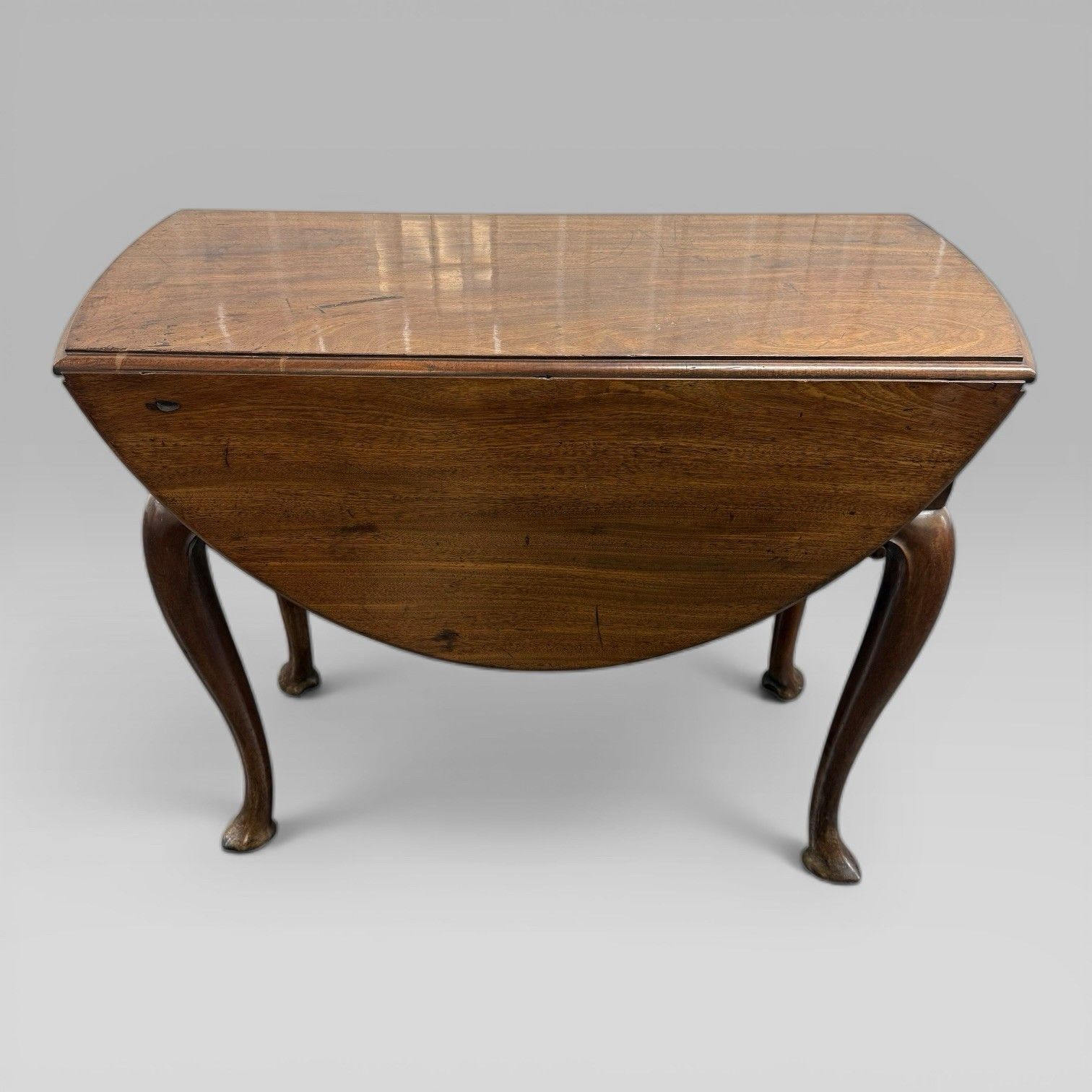 Antique George II Mahogany Oval Drop Leaf Dining Table (Georgian) photo 995.0
